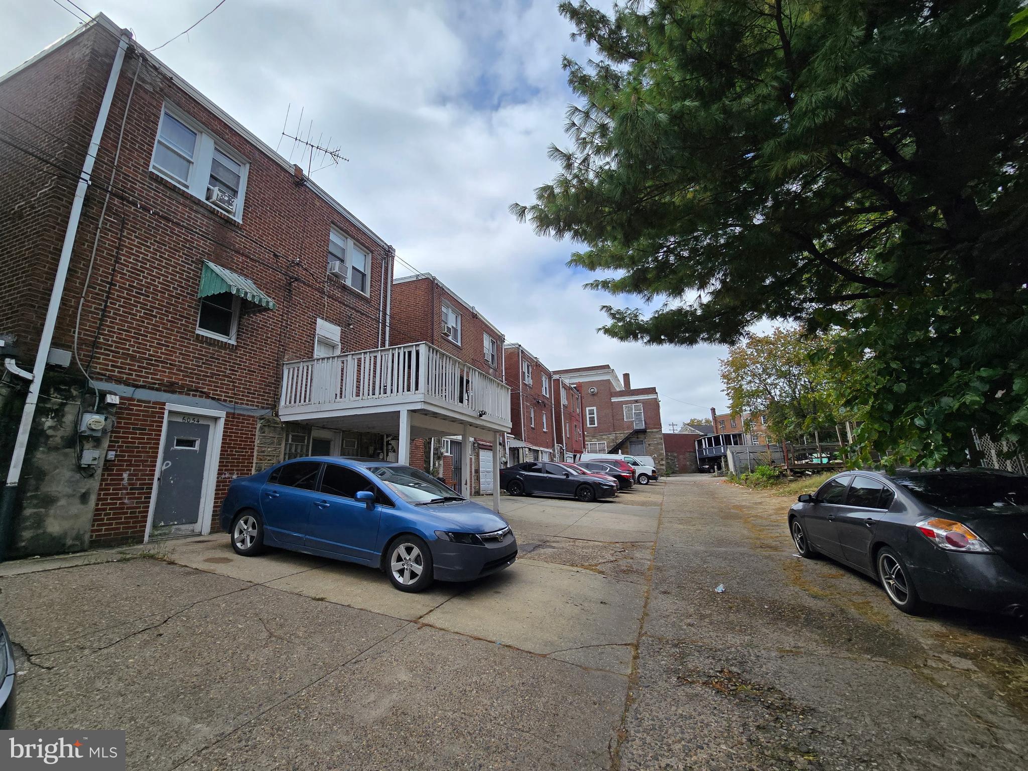 PHILADELPHIA - Residential