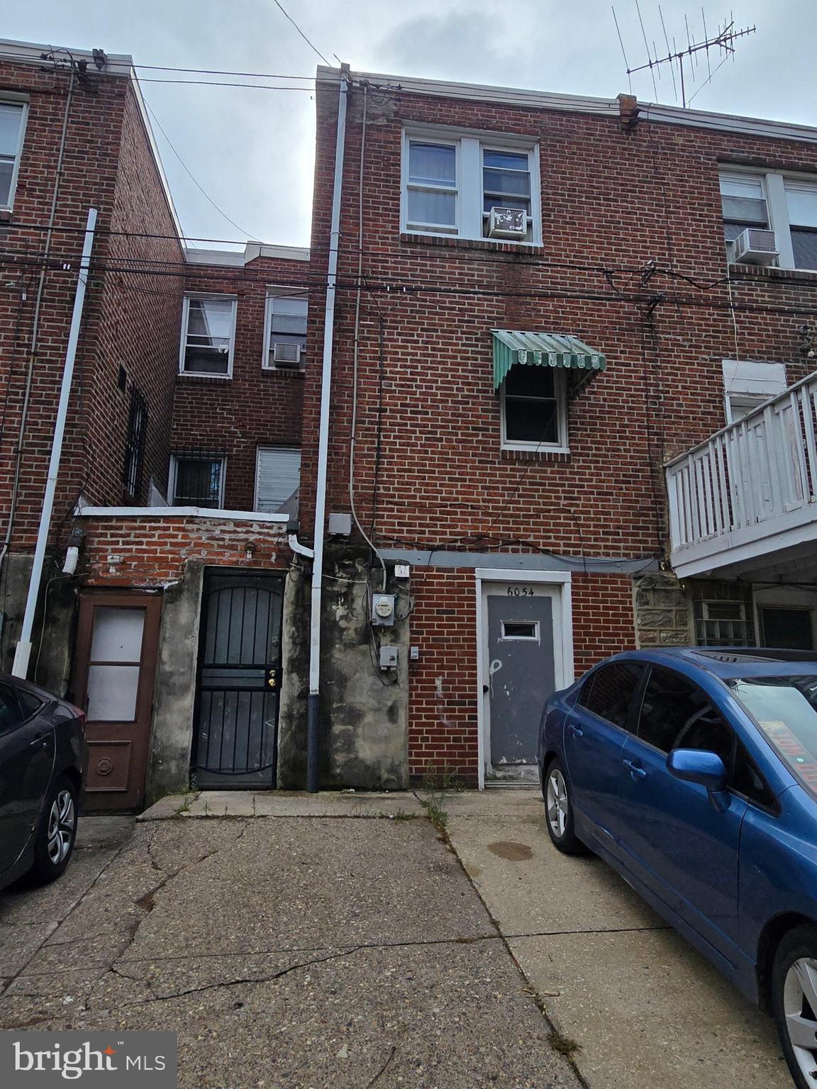 PHILADELPHIA - Residential