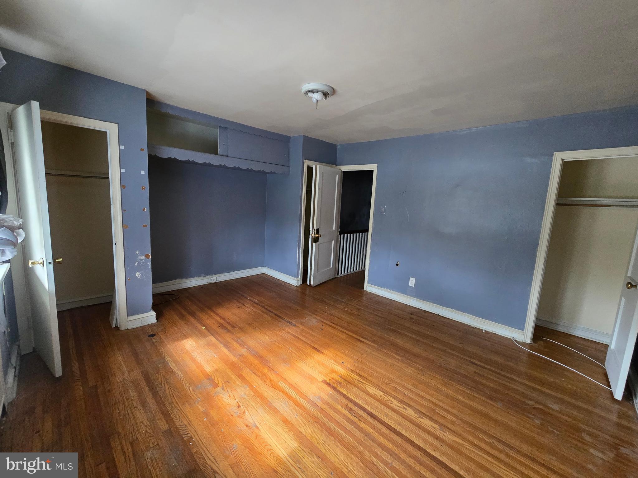 PHILADELPHIA - Residential