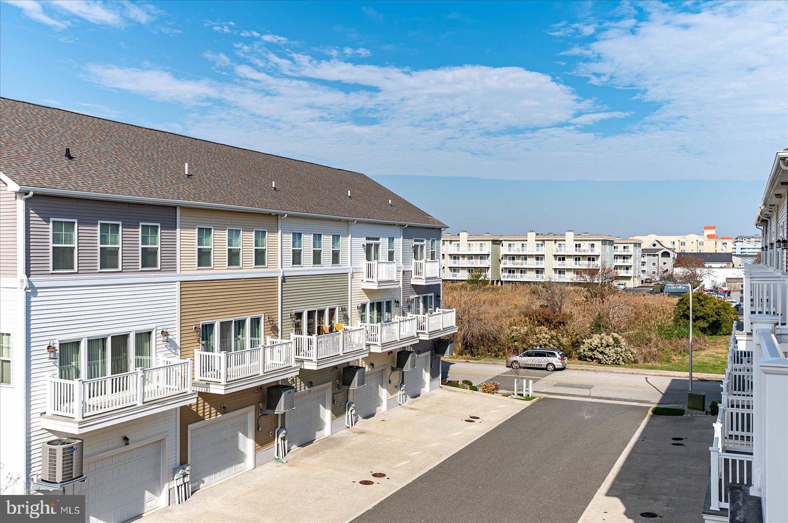 BROAD MARSH - Residential