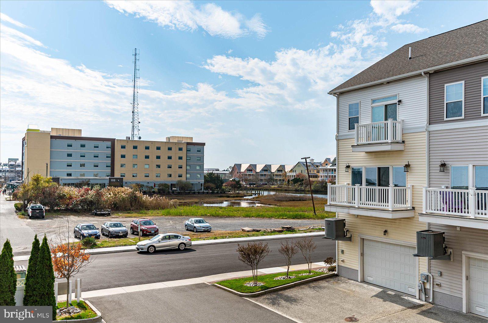 BROAD MARSH - Residential