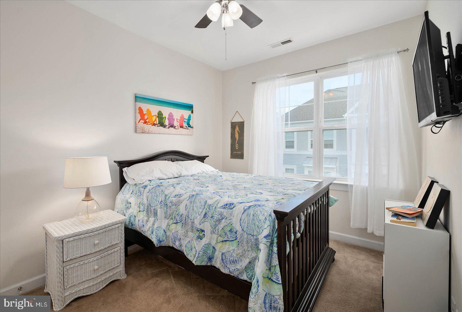 BROAD MARSH - Residential