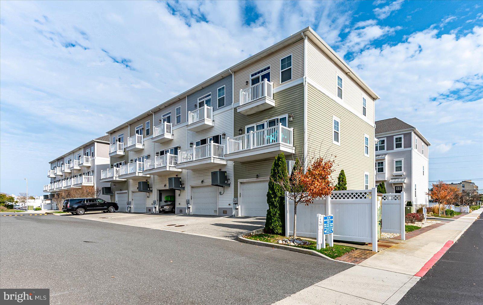 BROAD MARSH - Residential