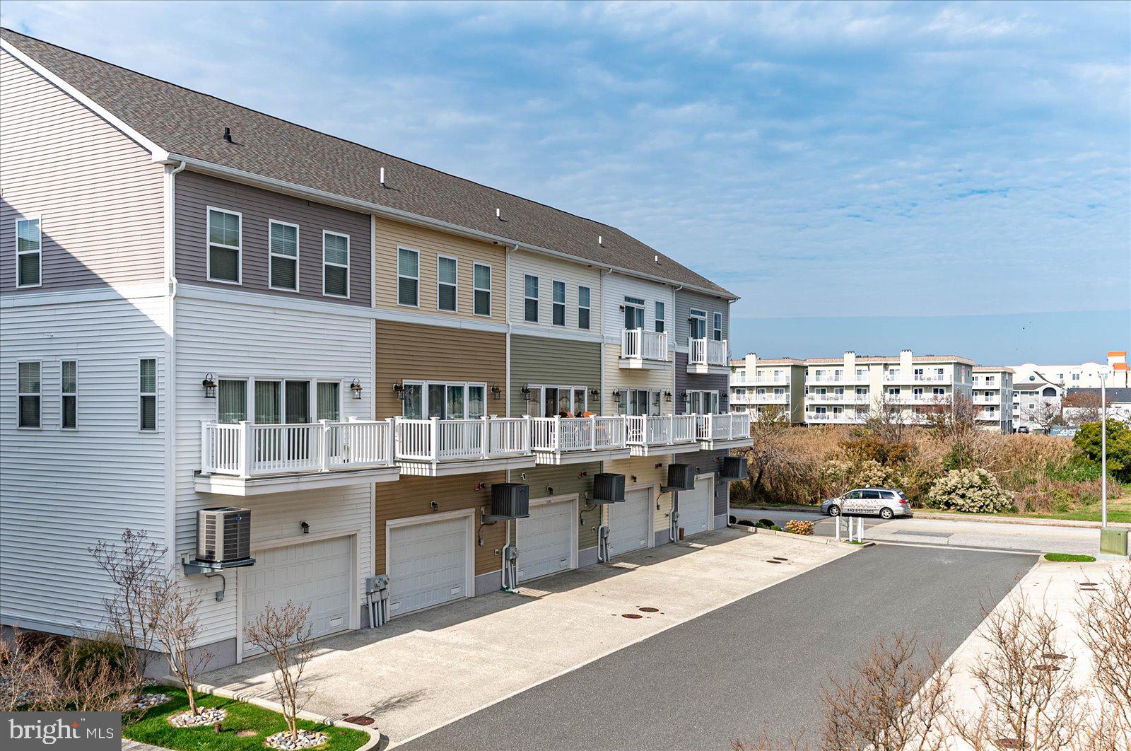 BROAD MARSH - Residential