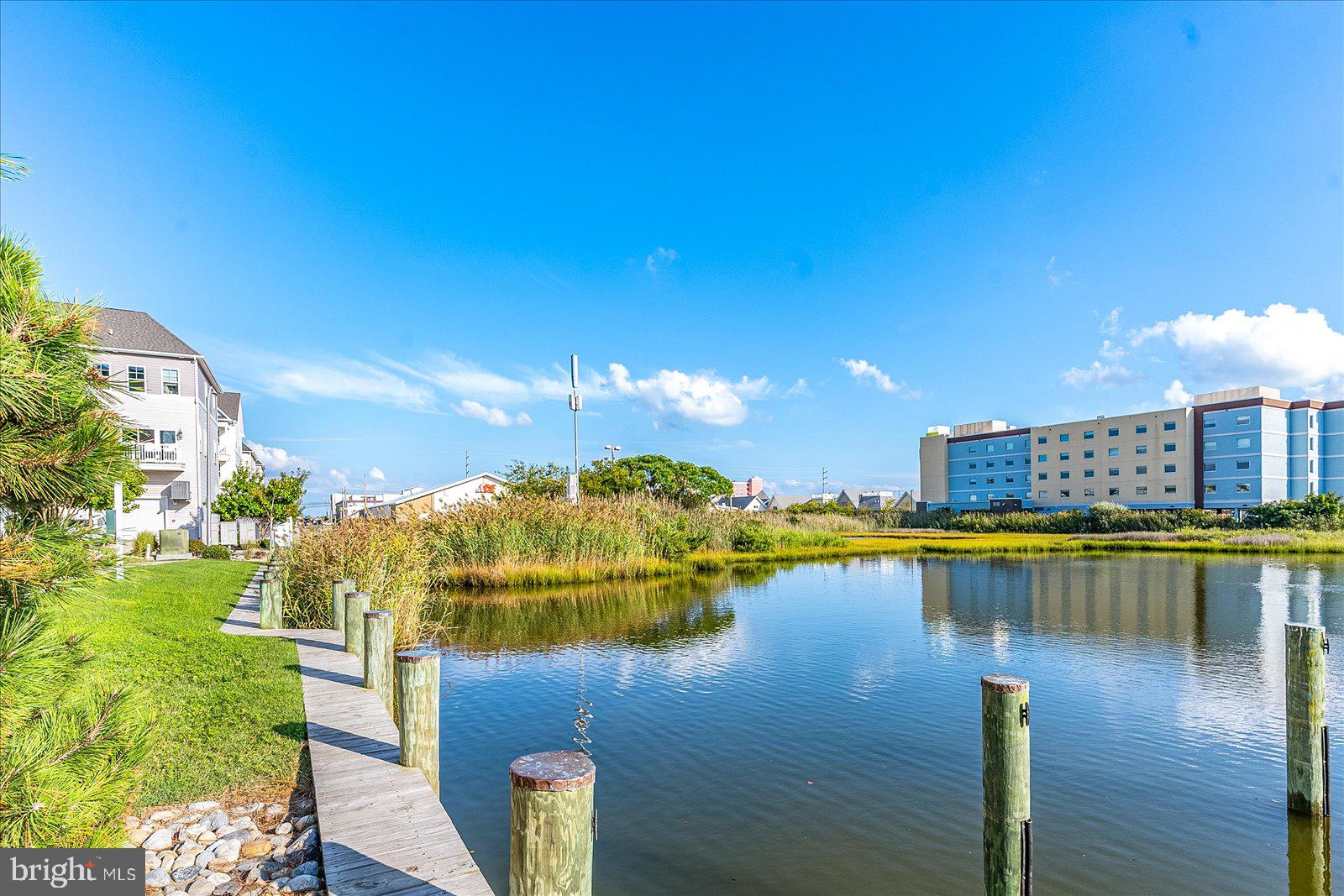 BROAD MARSH - Residential