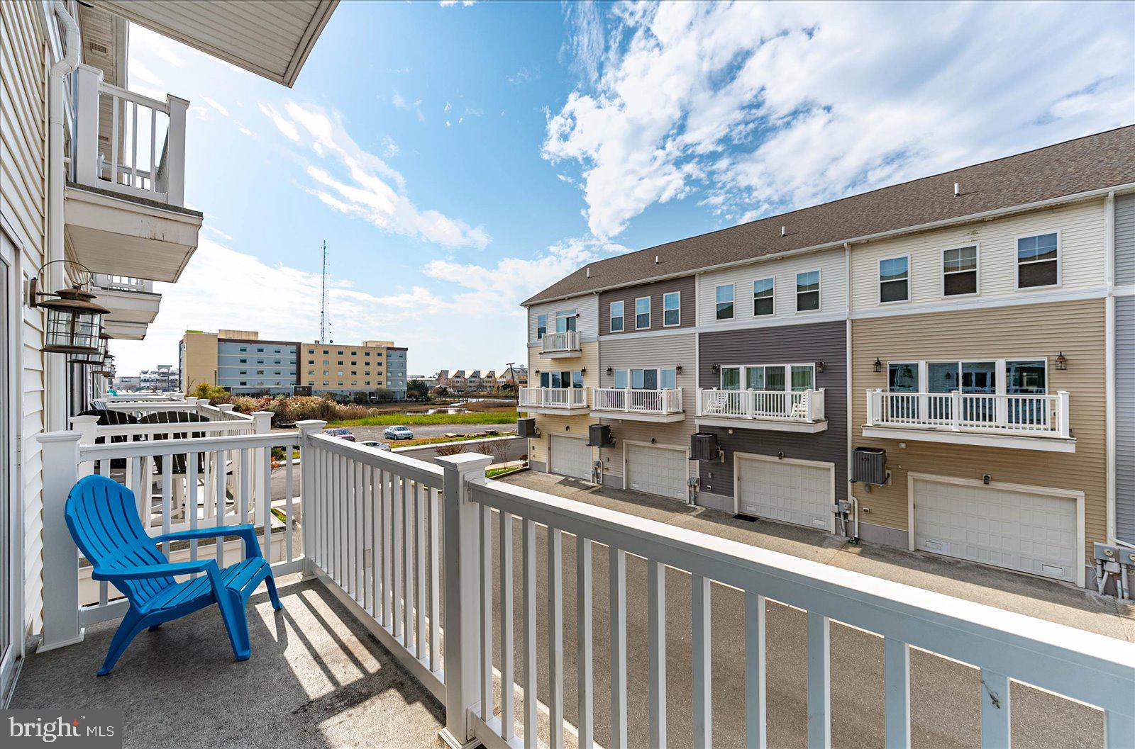 BROAD MARSH - Residential