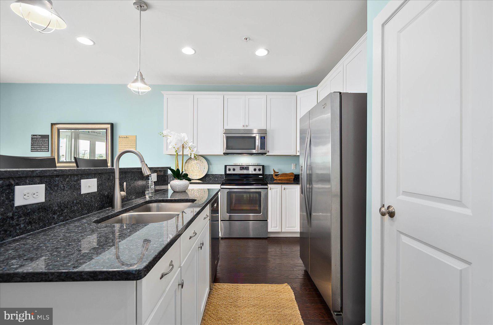 BROAD MARSH - Residential