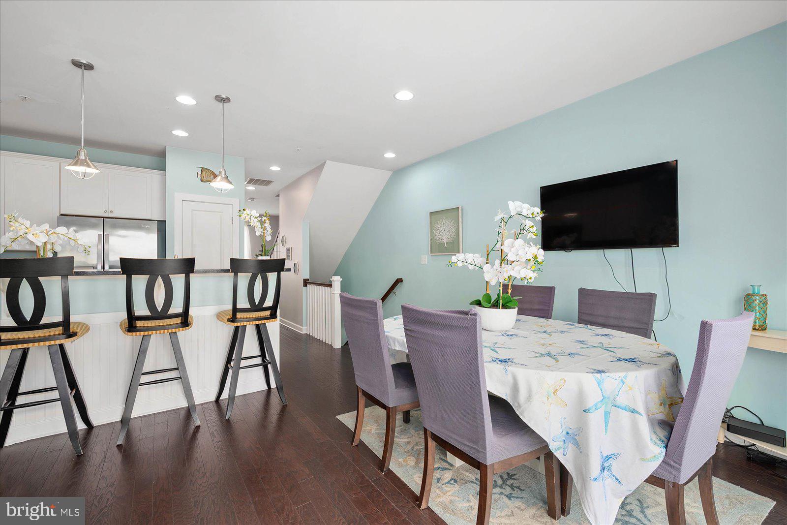 BROAD MARSH - Residential