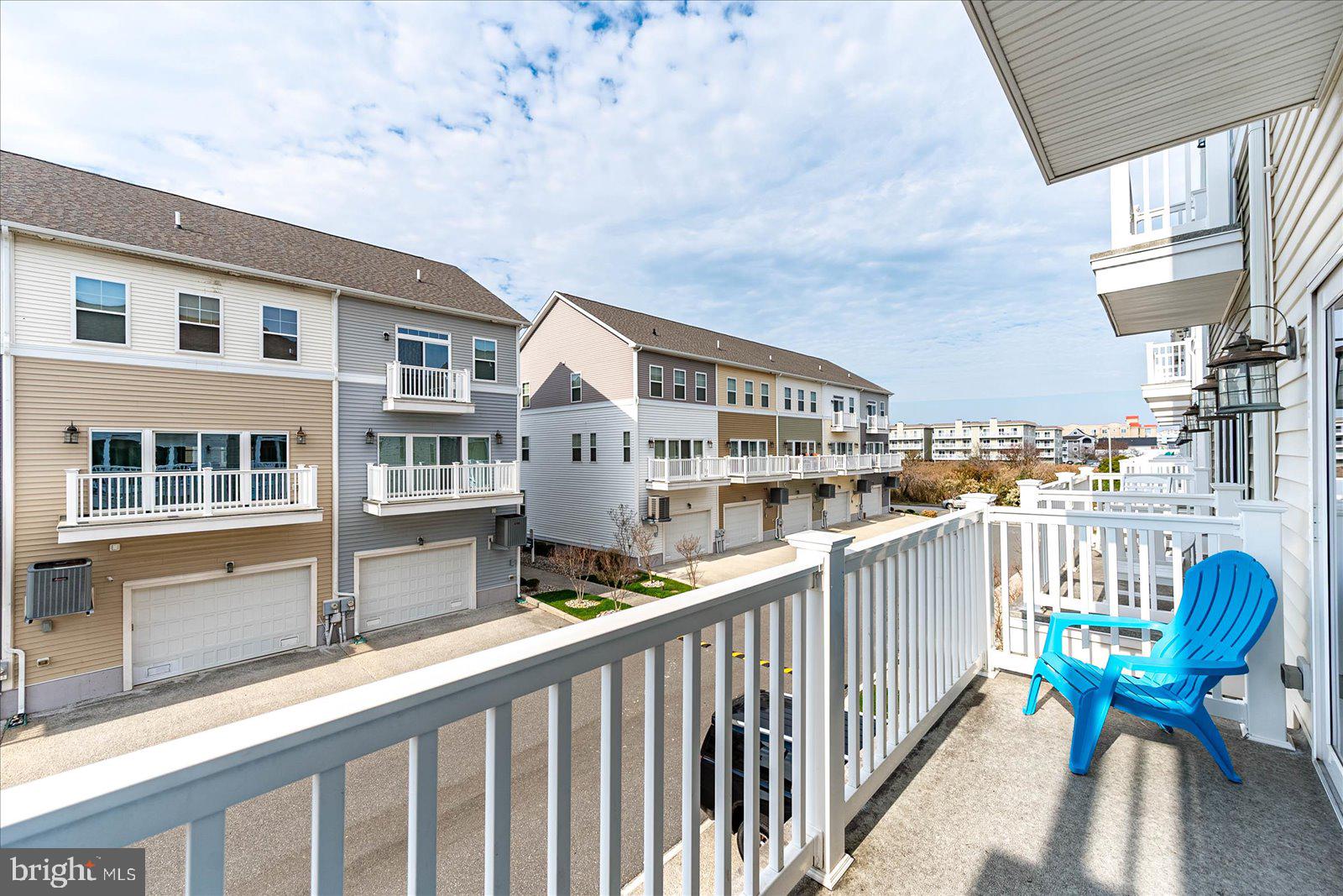 BROAD MARSH - Residential