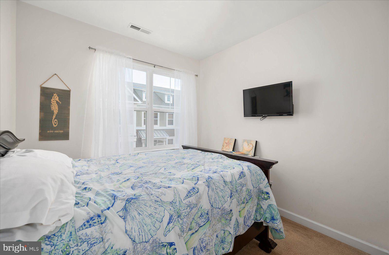 BROAD MARSH - Residential