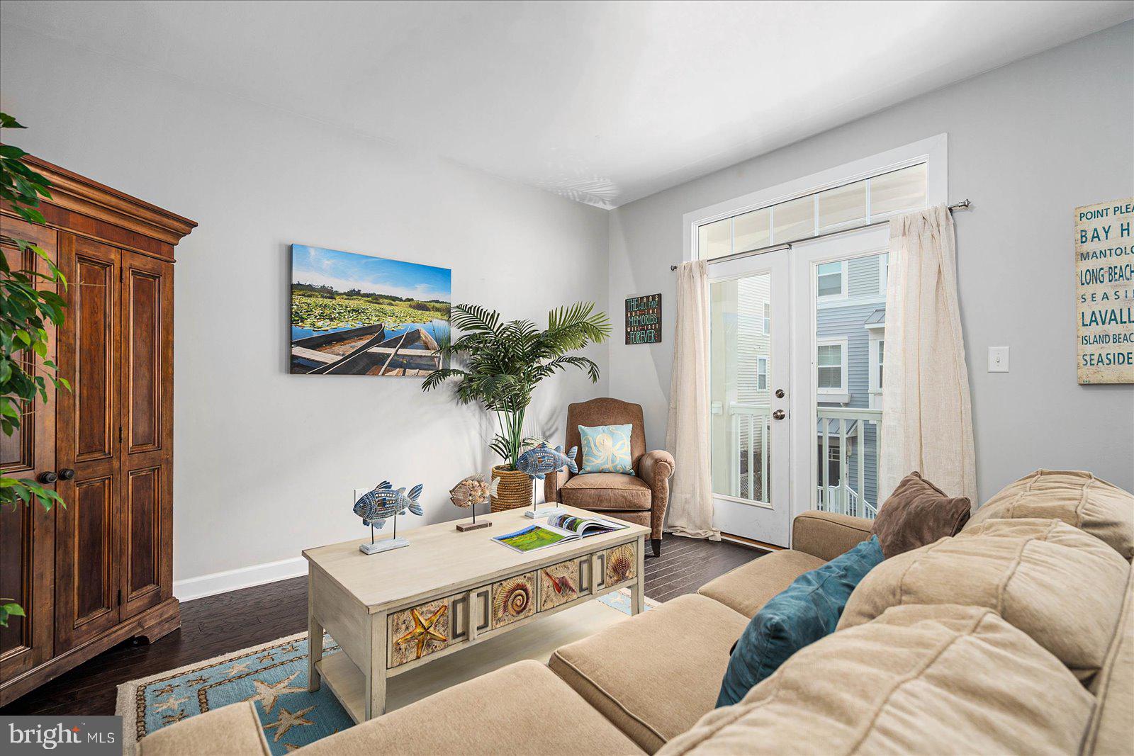 BROAD MARSH - Residential