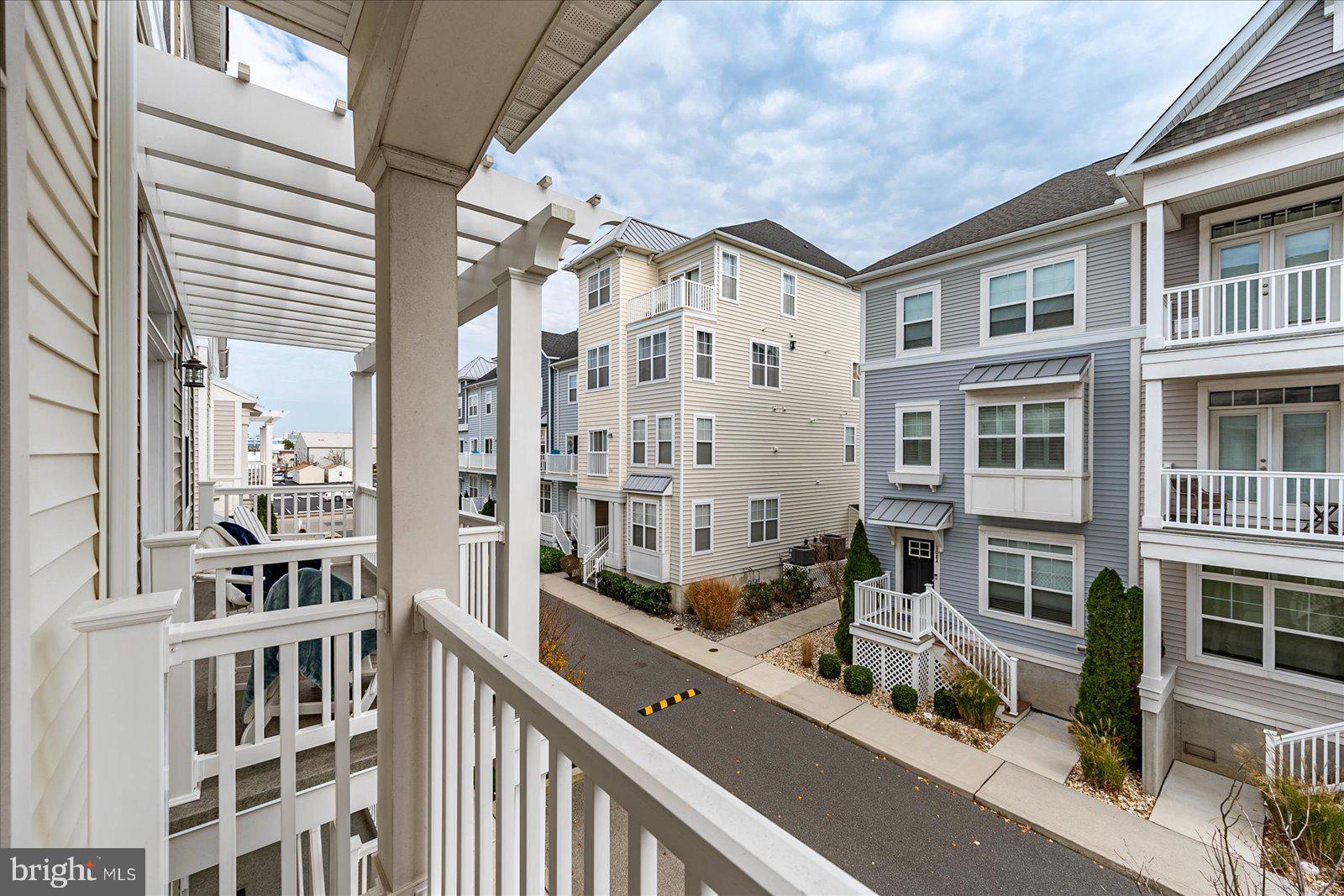 BROAD MARSH - Residential