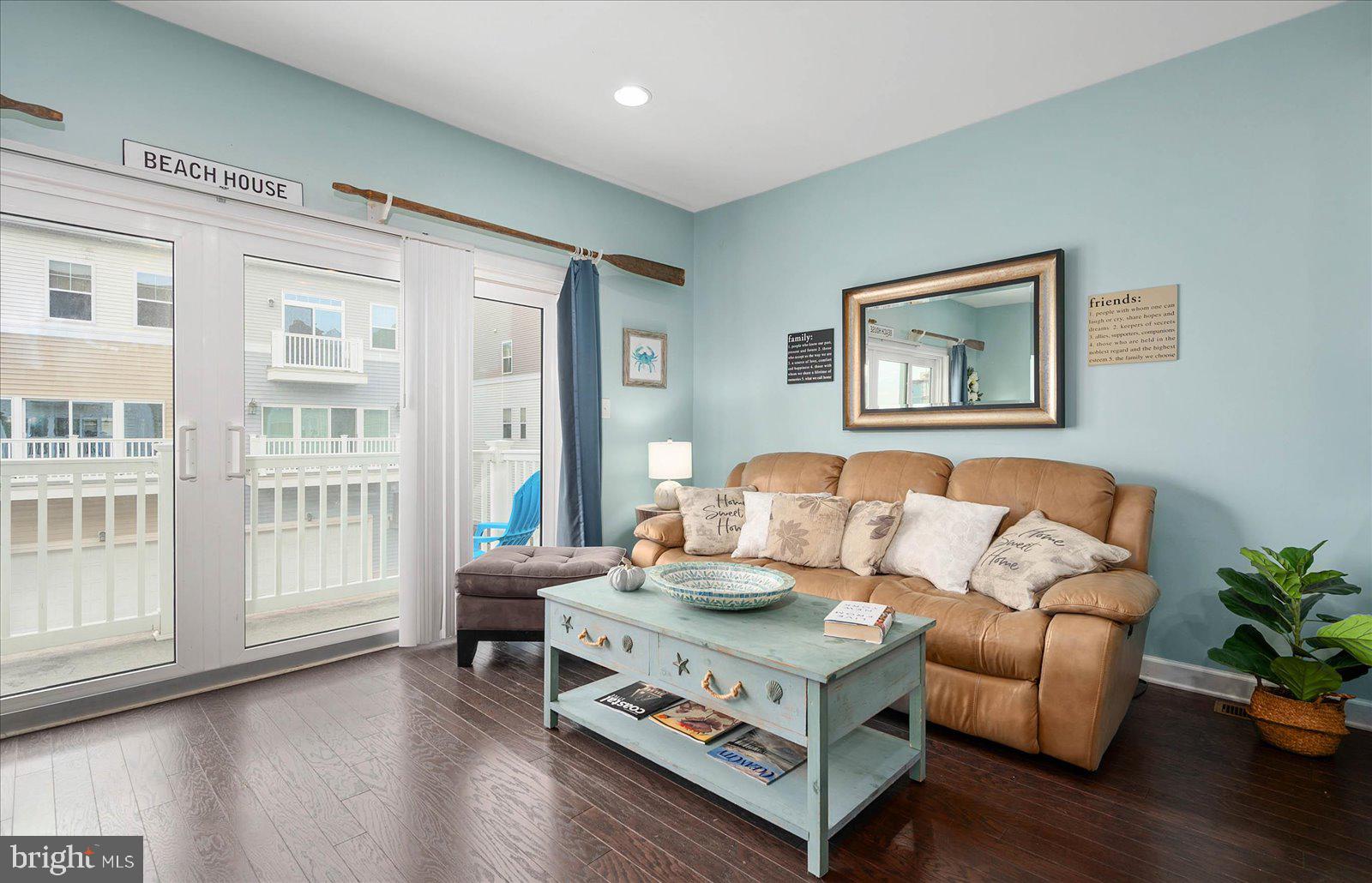 BROAD MARSH - Residential