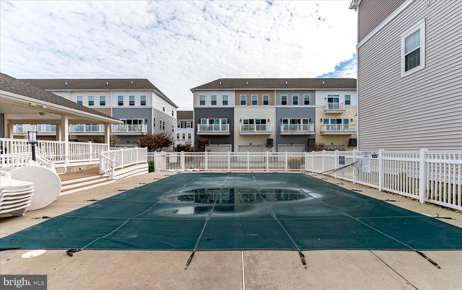 BROAD MARSH - Residential