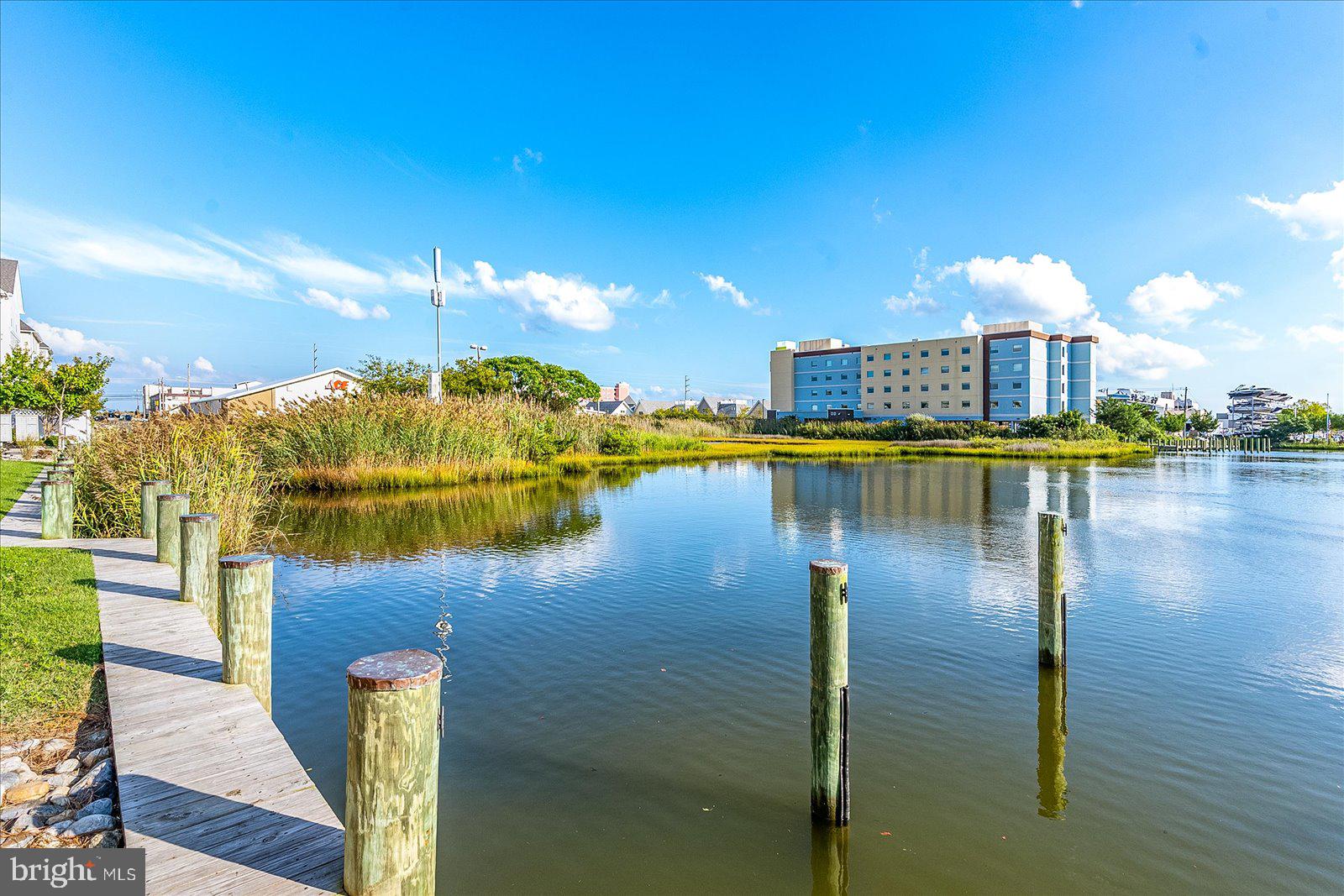 BROAD MARSH - Residential