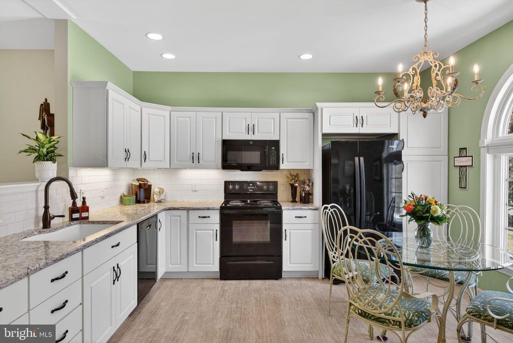 Photo of 24 Hickory Street, PALMYRA, PA 17078 (MLS # PALN2024932)