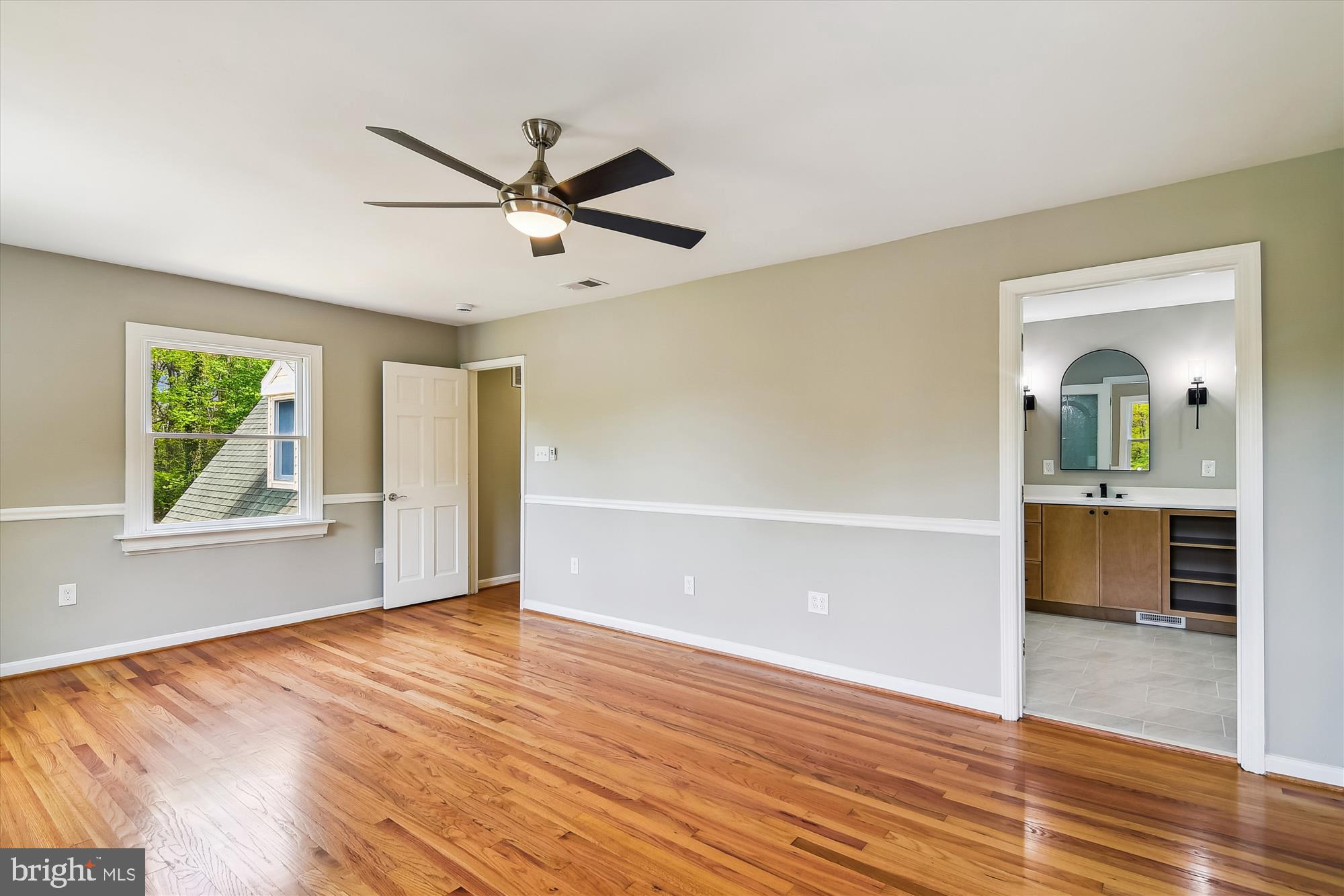 GREEN GABLES - Residential