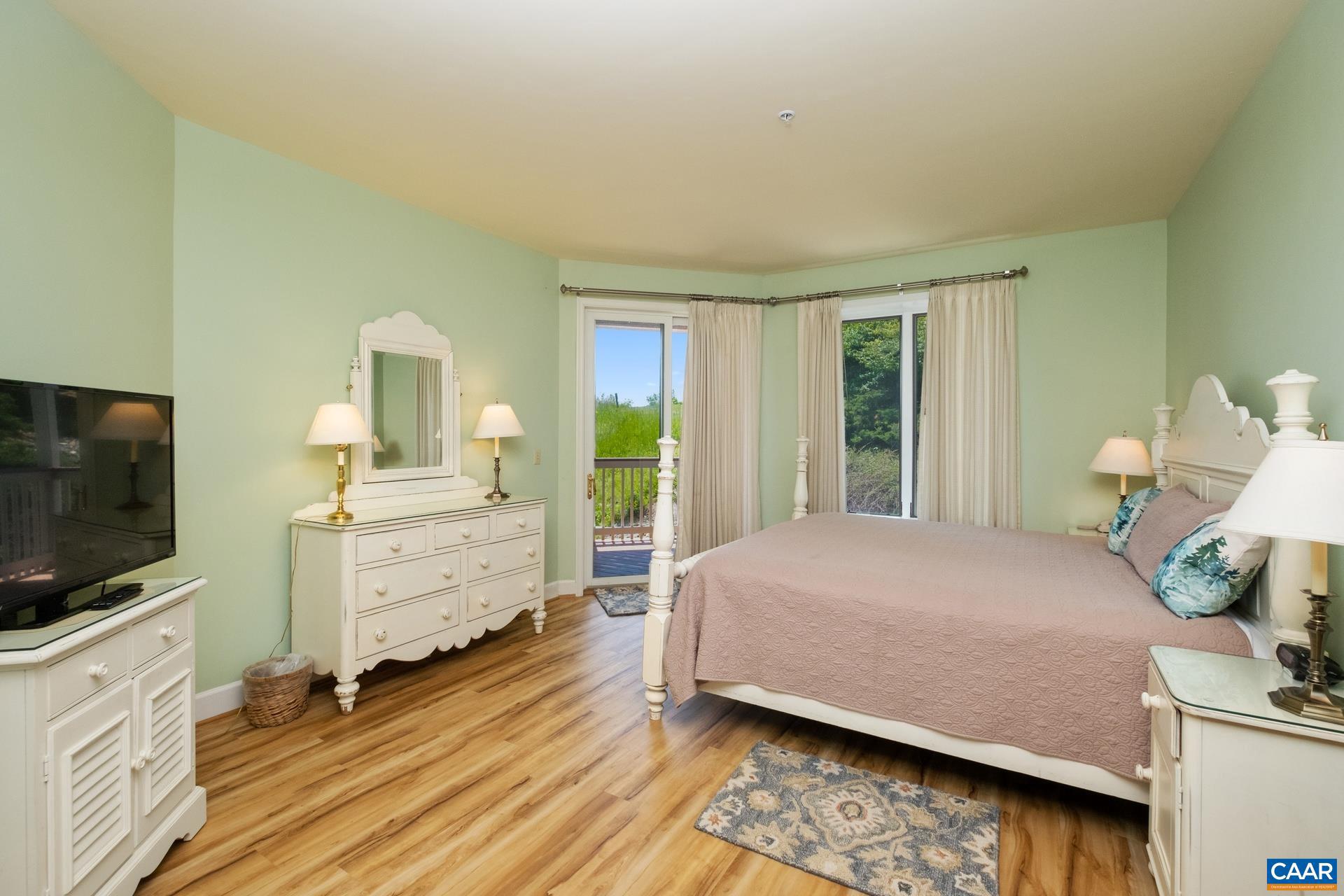 WINTERGREEN RESORT - Residential