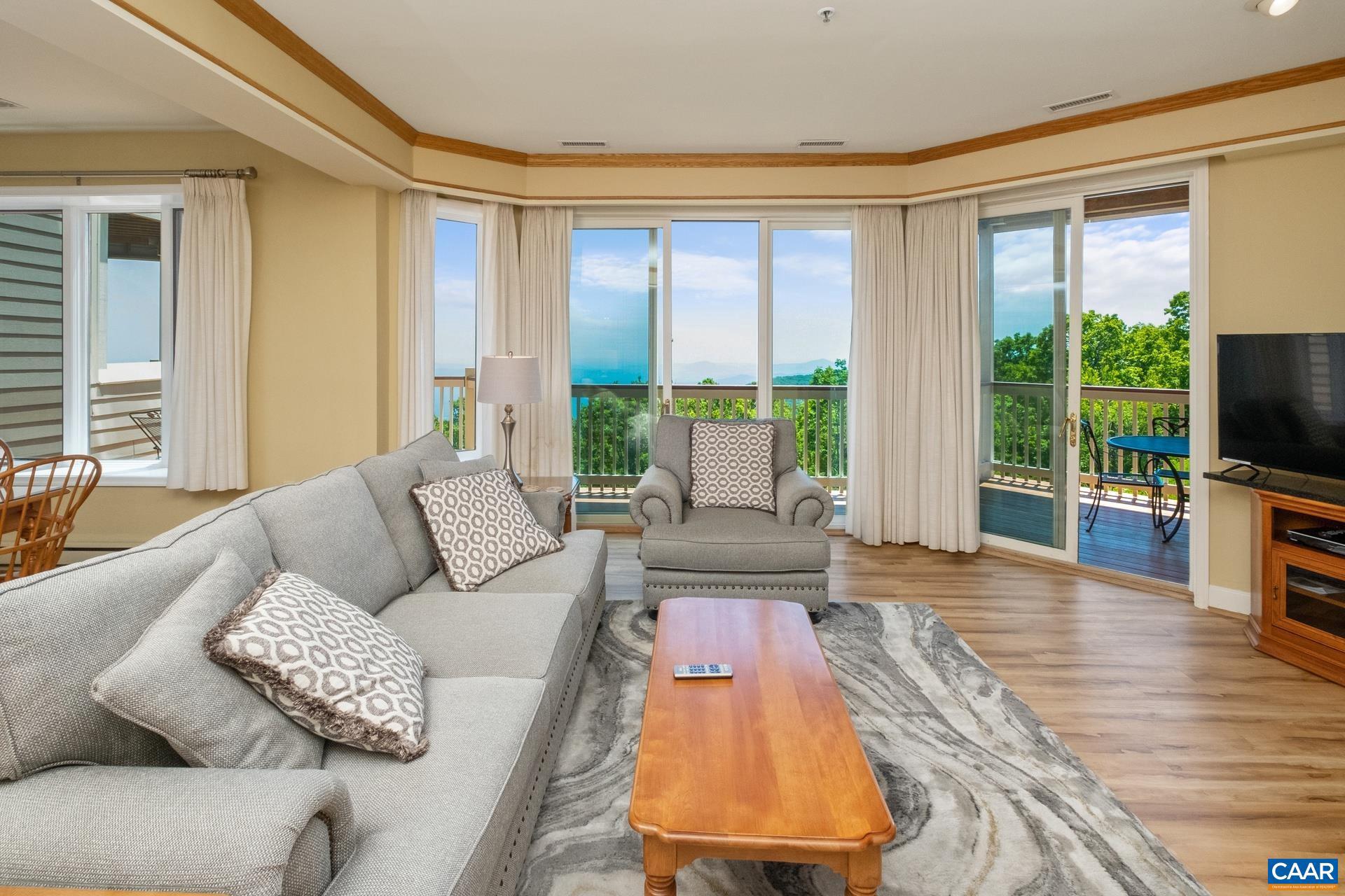 WINTERGREEN RESORT - Residential