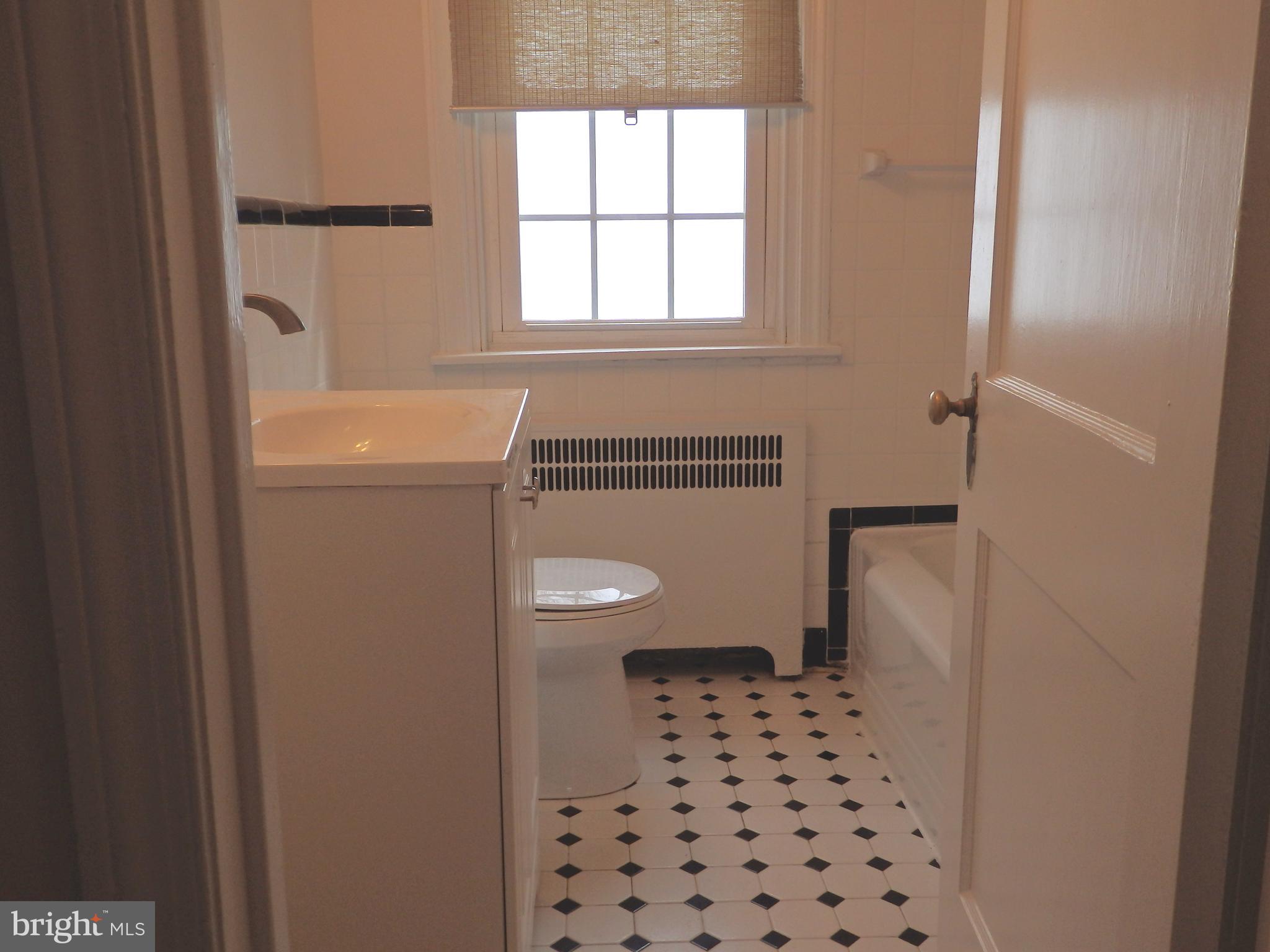 CHATHAM VIL - Residential Lease