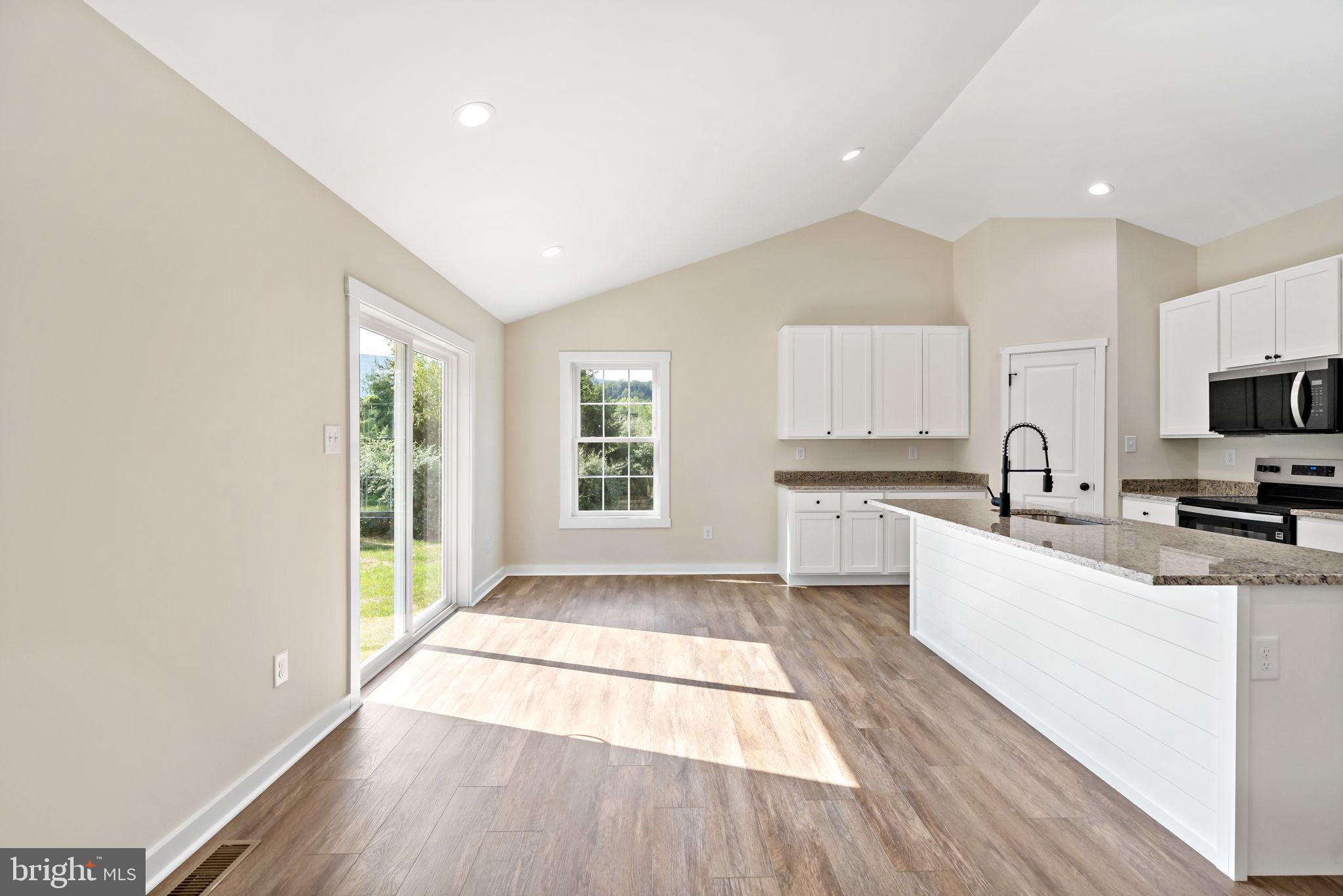 CACAPON SOUTH - Residential