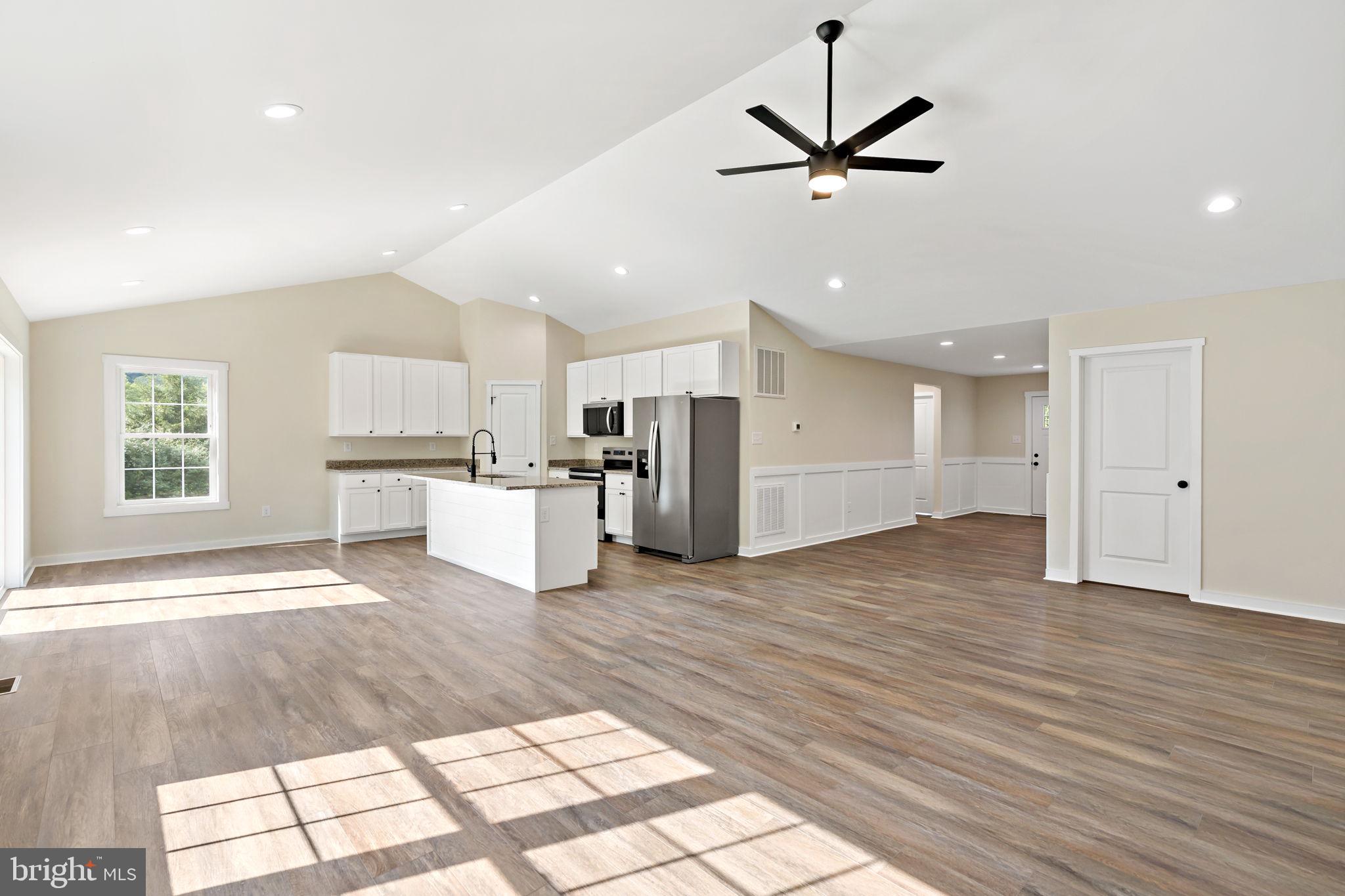 CACAPON SOUTH - Residential