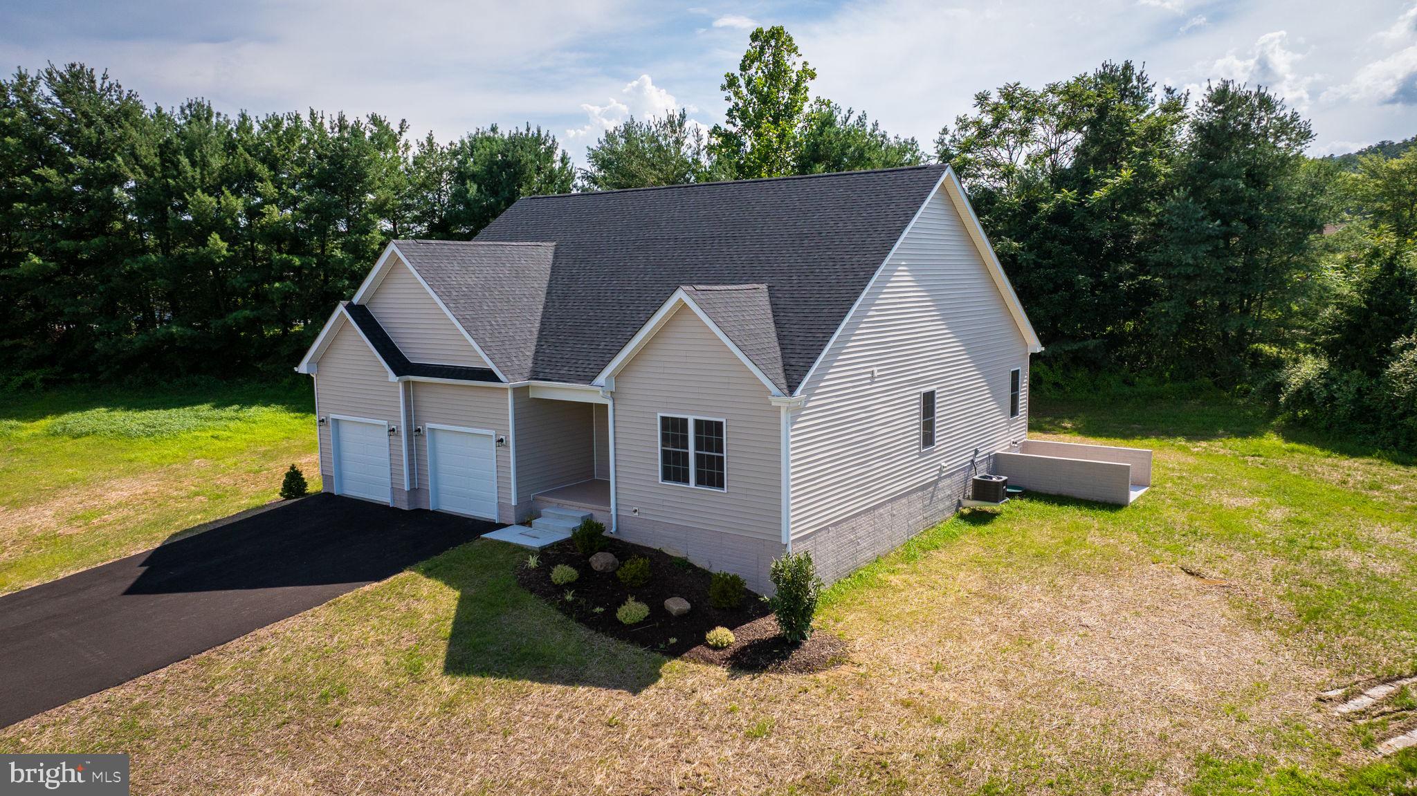 CACAPON SOUTH - Residential