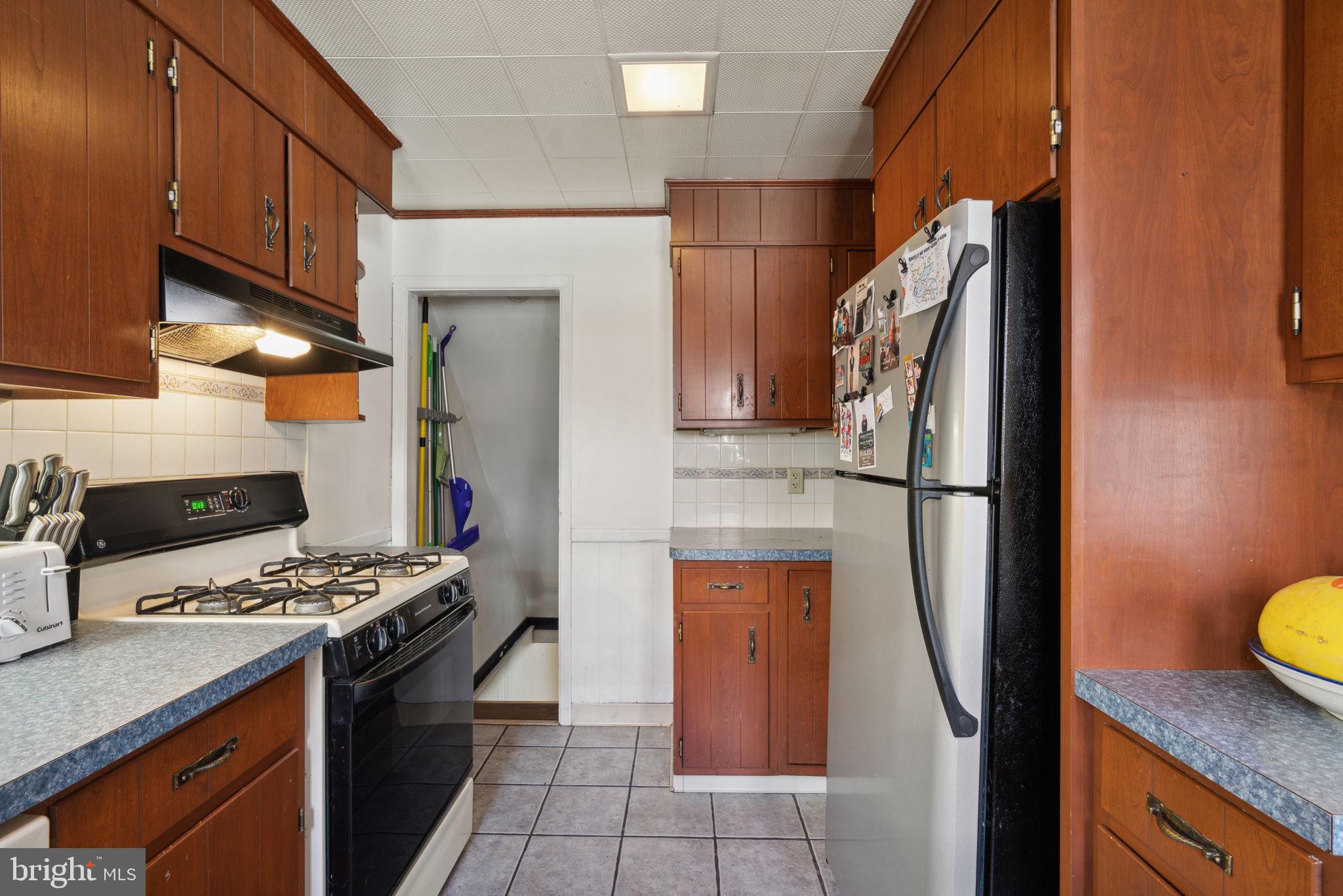 ROXBOROUGH - Residential