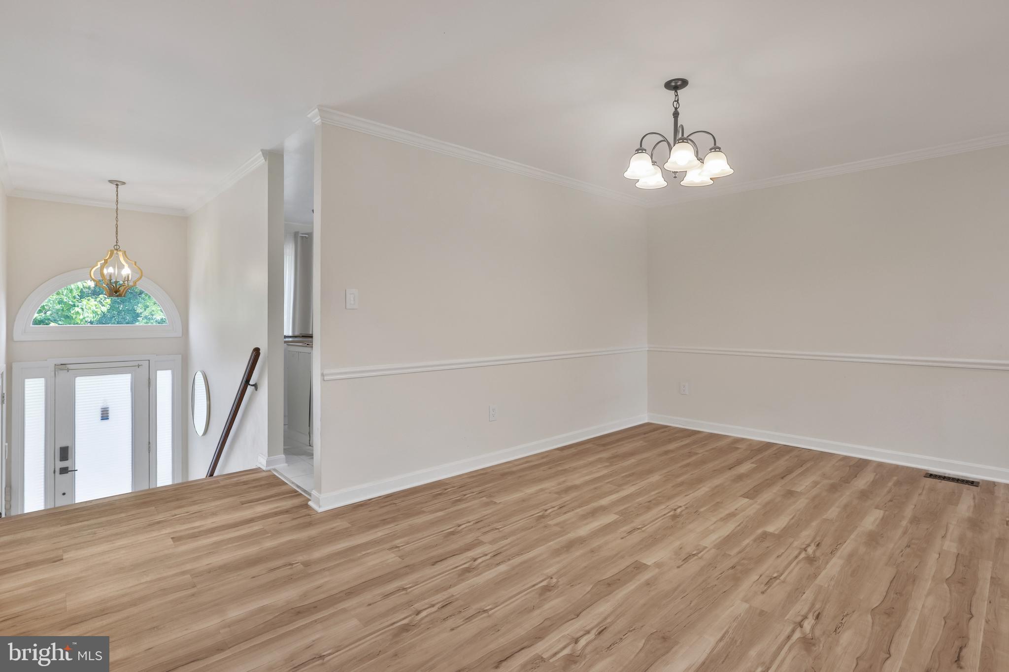 TREEBROOKE CONDOMINIUM - Residential Lease