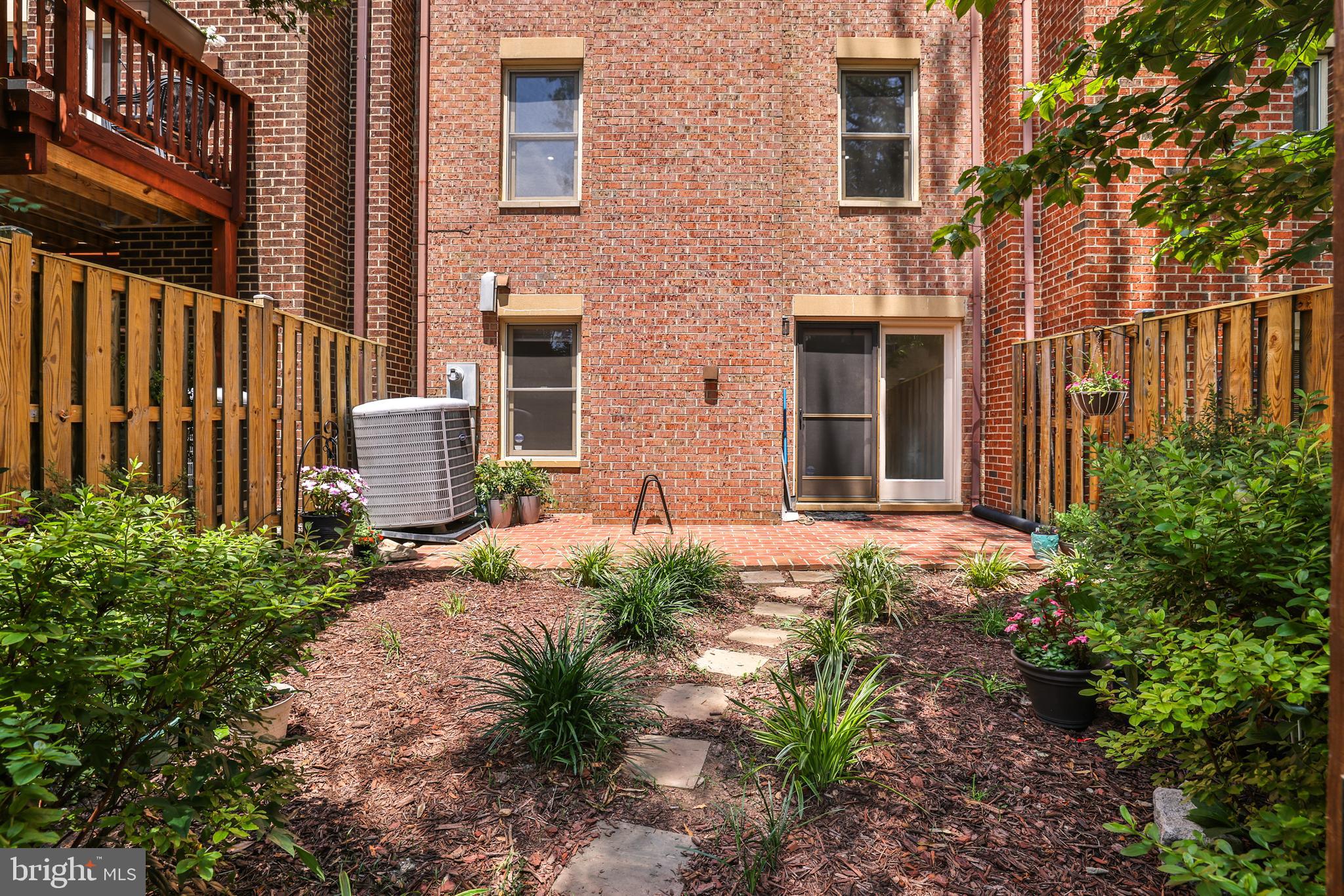 TREEBROOKE CONDOMINIUM - Residential Lease