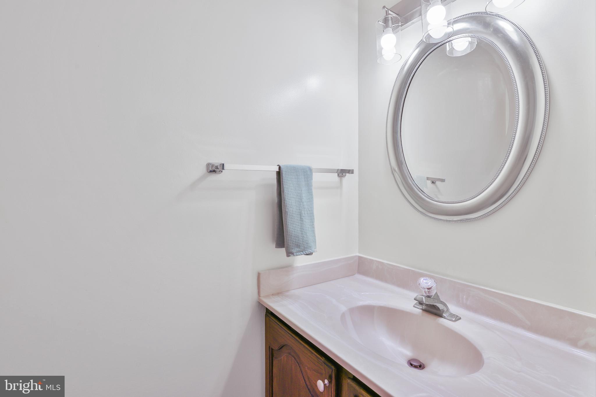 TREEBROOKE CONDOMINIUM - Residential Lease