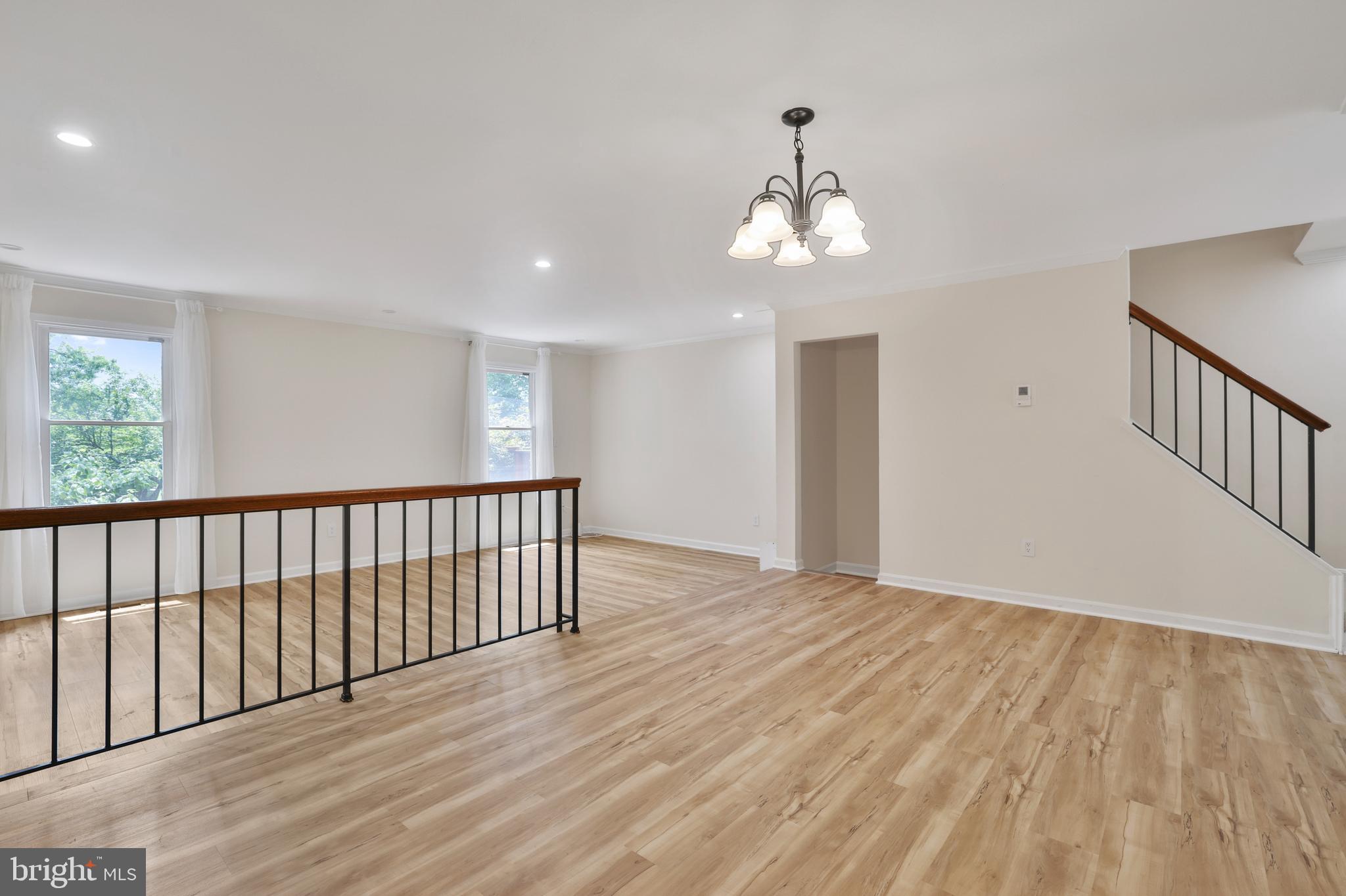 TREEBROOKE CONDOMINIUM - Residential Lease