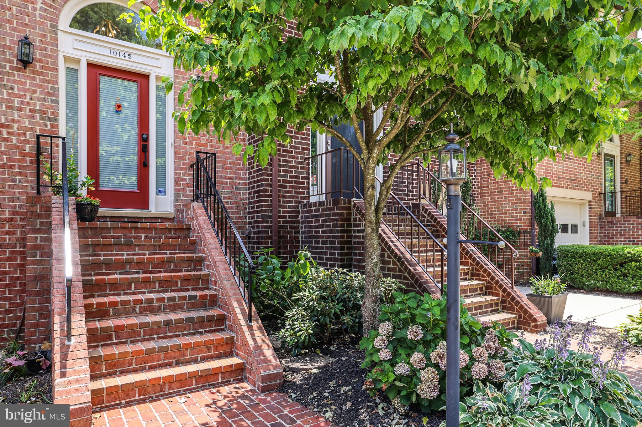 TREEBROOKE CONDOMINIUM - Residential Lease