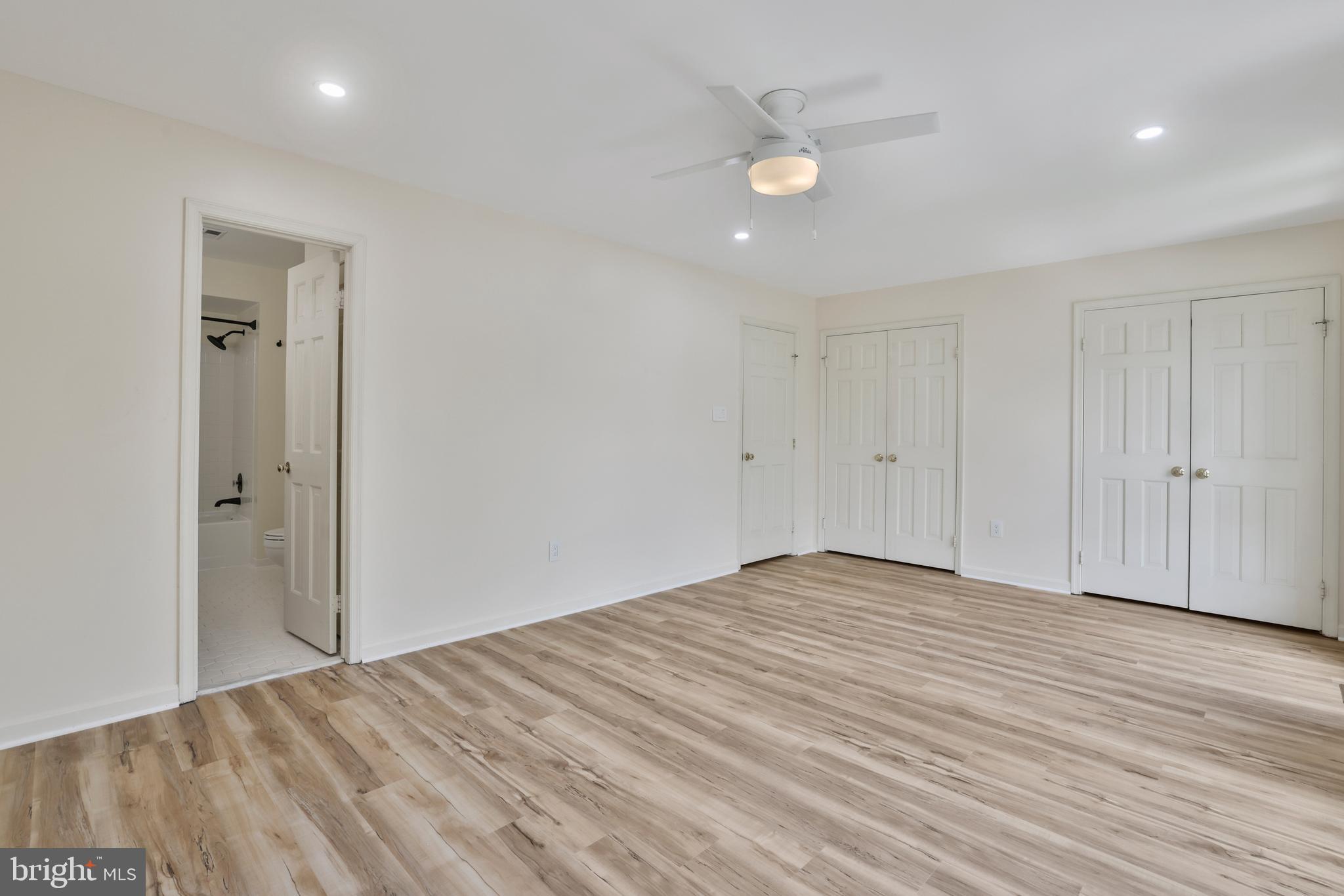 TREEBROOKE CONDOMINIUM - Residential Lease