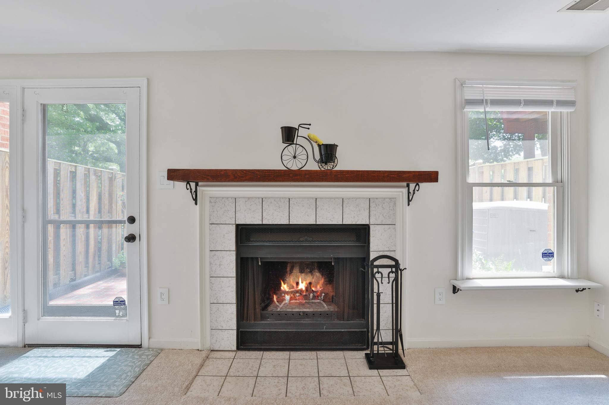 TREEBROOKE CONDOMINIUM - Residential Lease