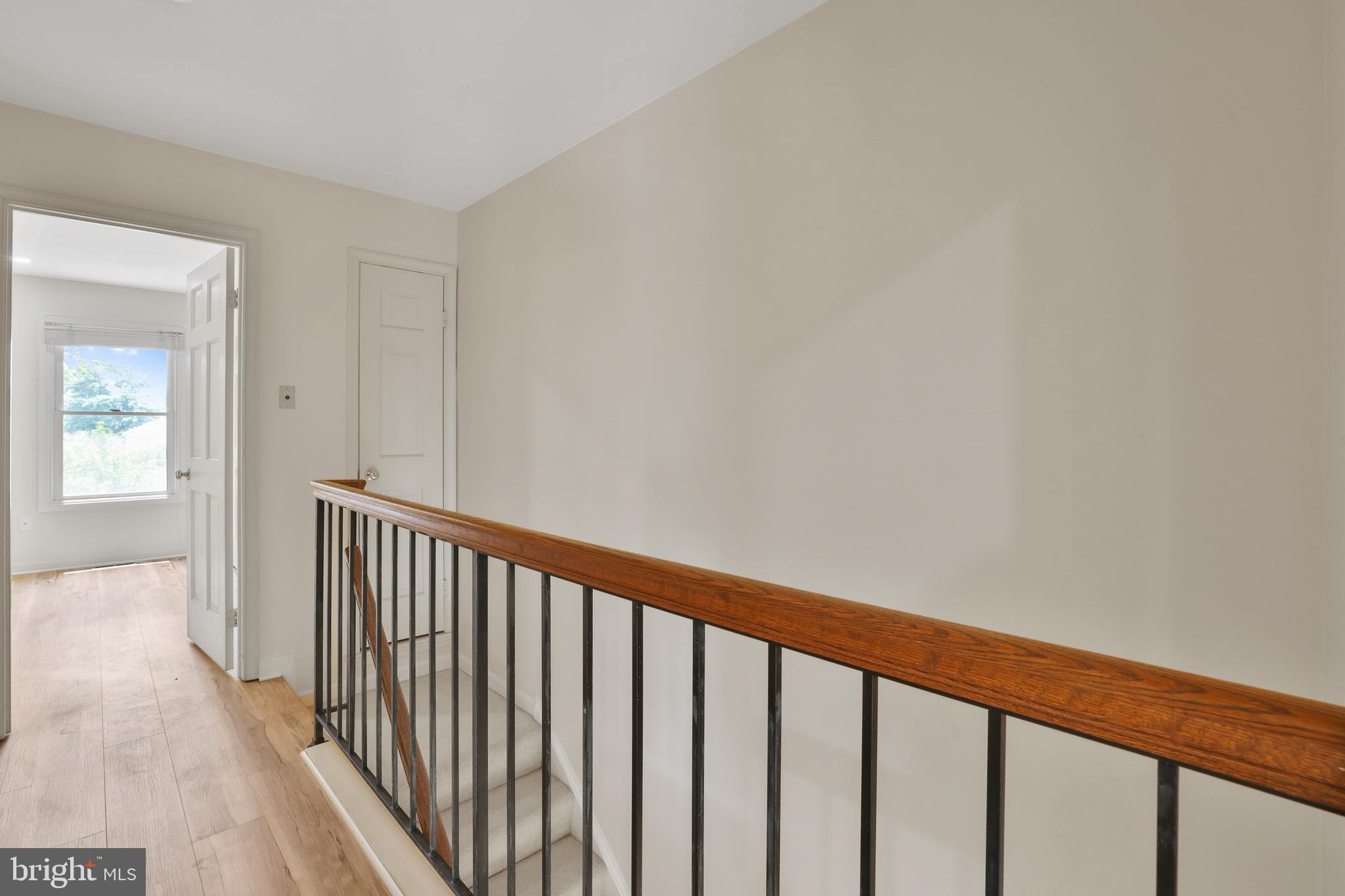 TREEBROOKE CONDOMINIUM - Residential Lease