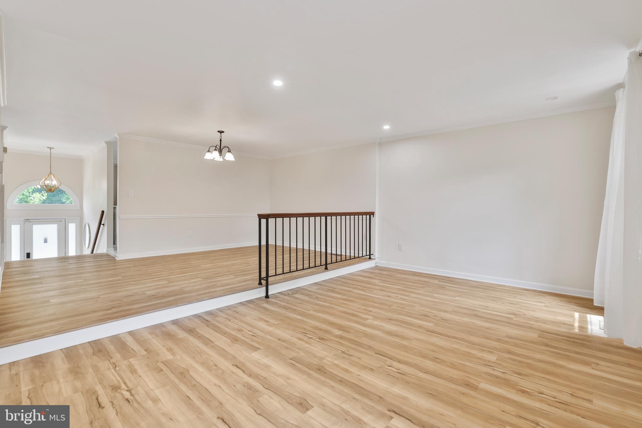 TREEBROOKE CONDOMINIUM - Residential Lease