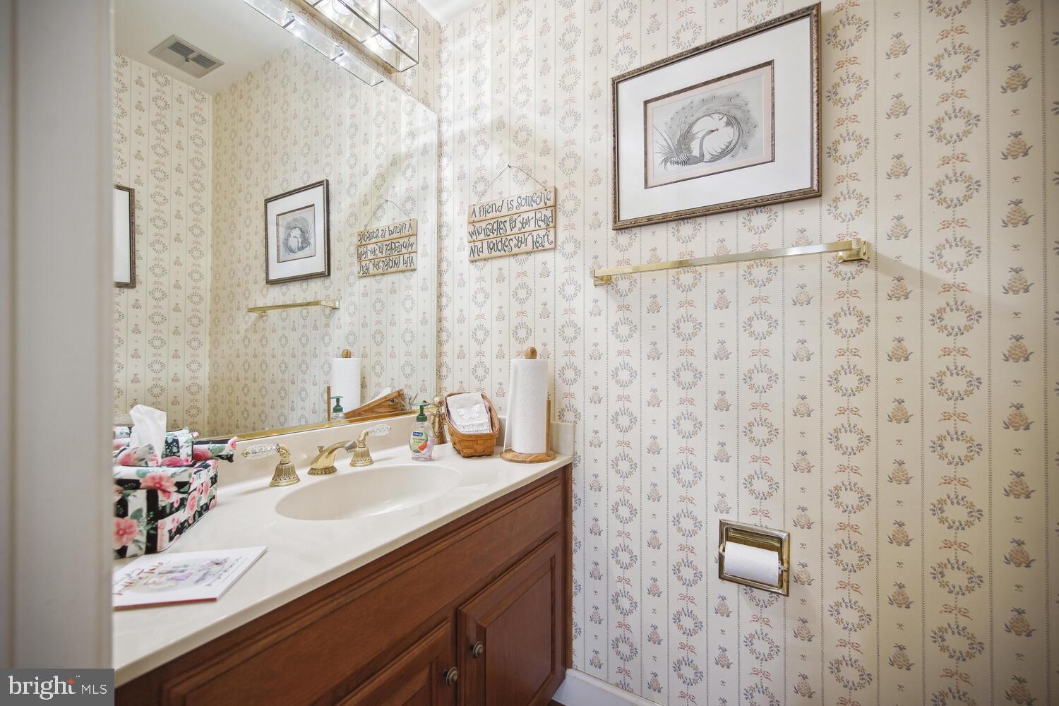 FOX HILLS - Residential