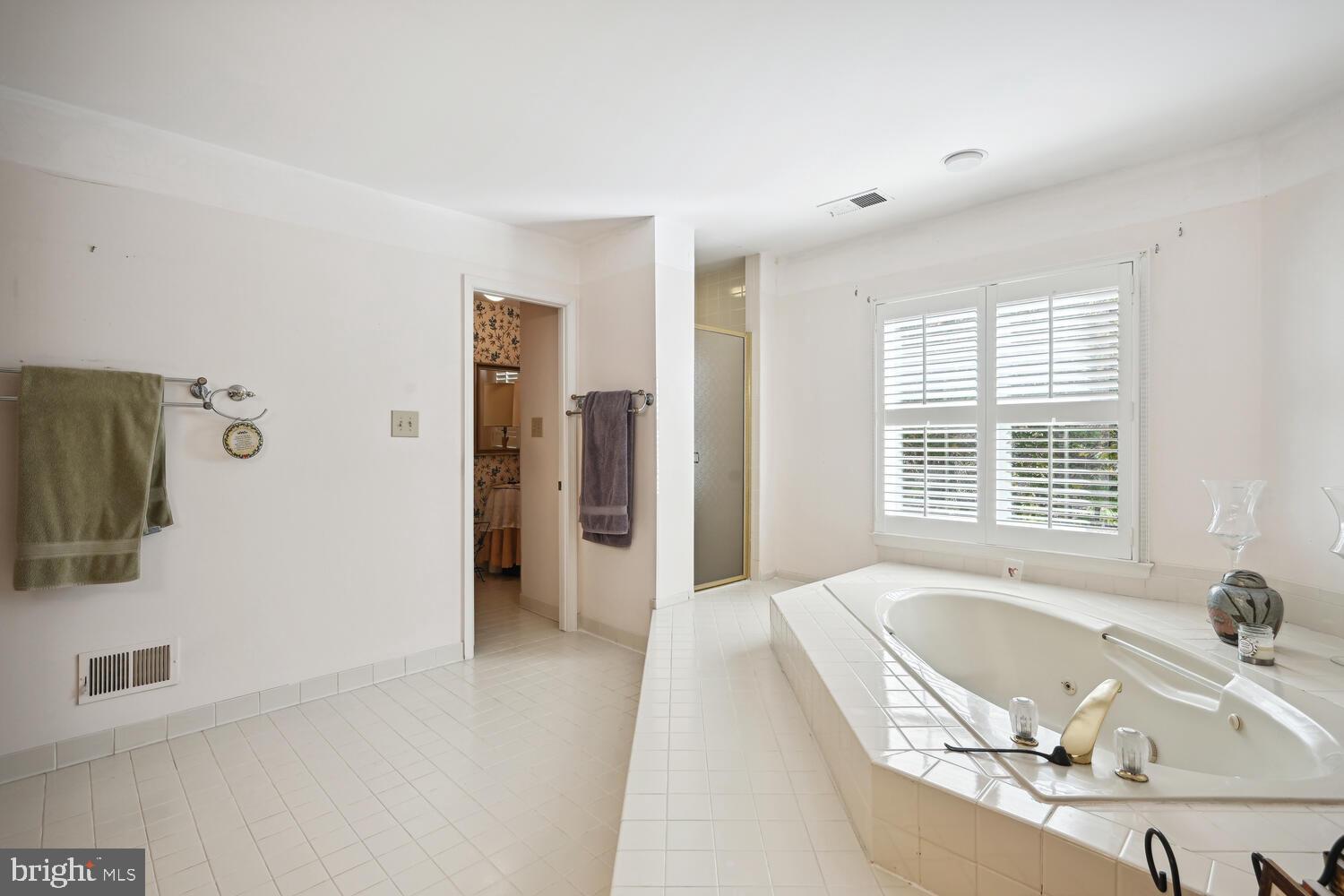 FOX HILLS - Residential