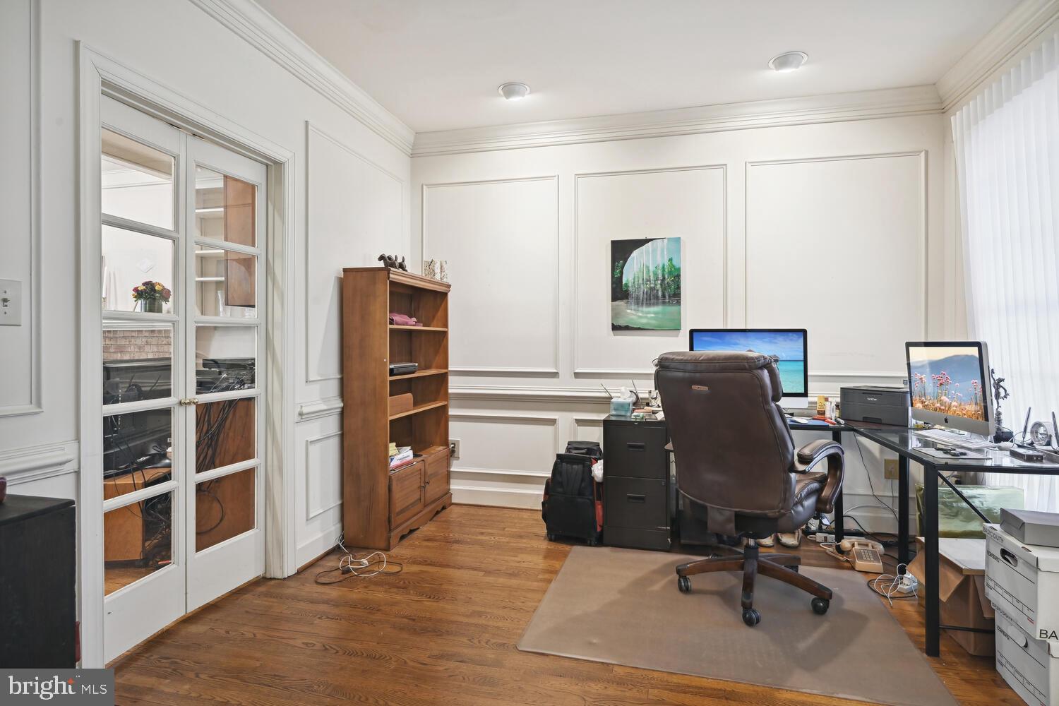 FOX HILLS - Residential