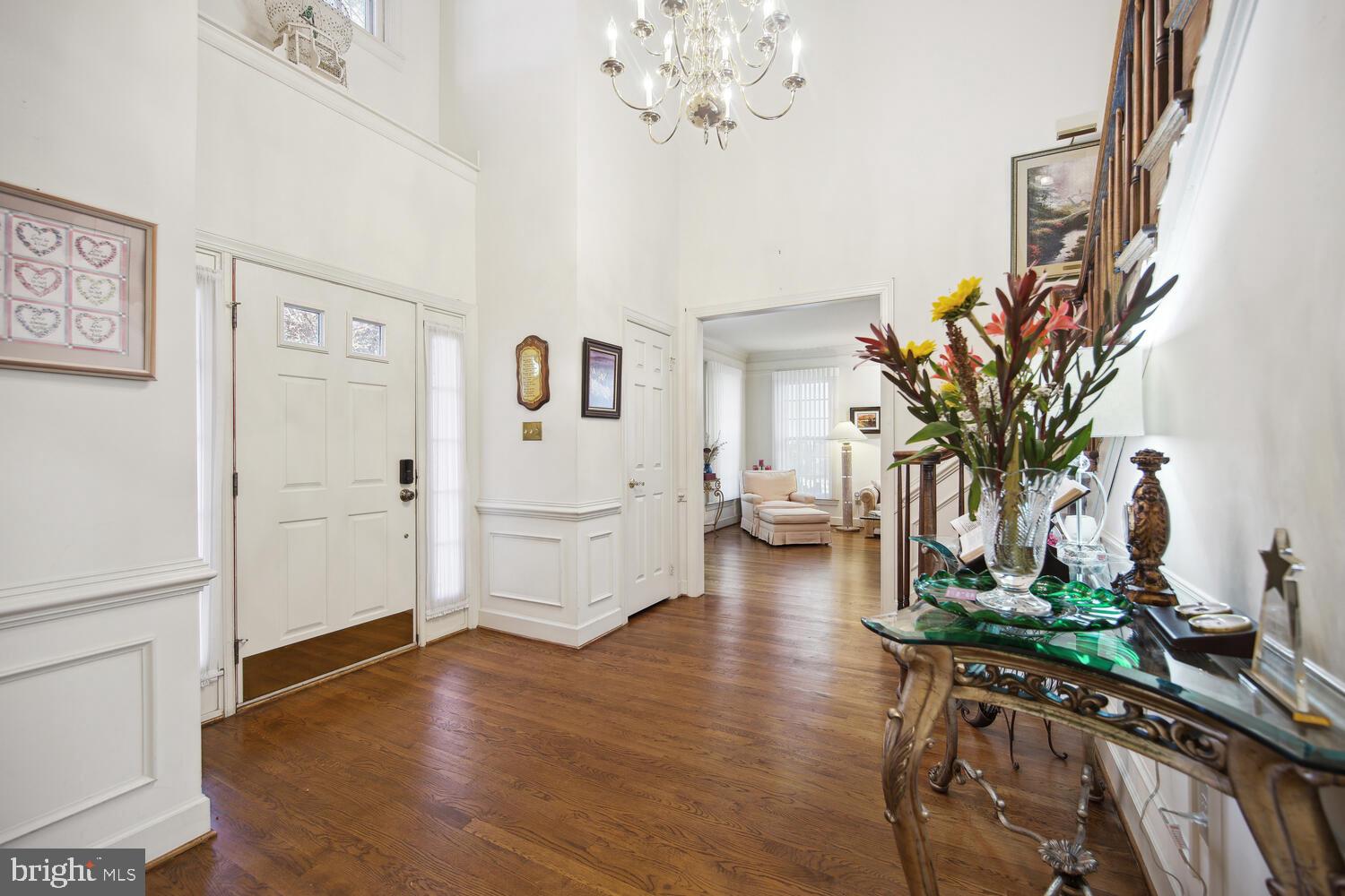 FOX HILLS - Residential