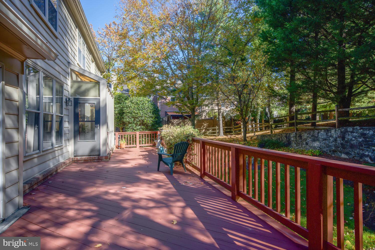 FOX HILLS - Residential