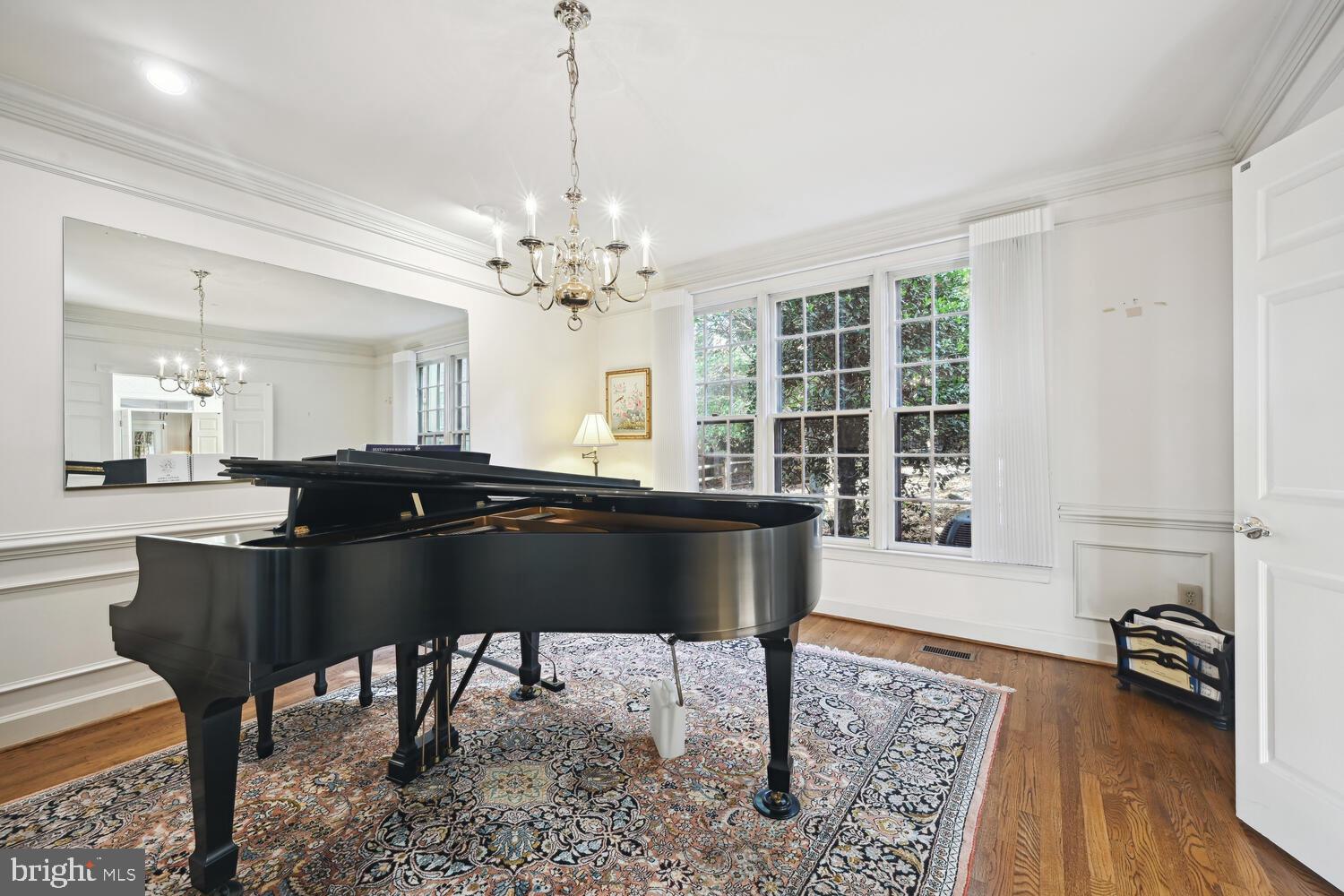 FOX HILLS - Residential