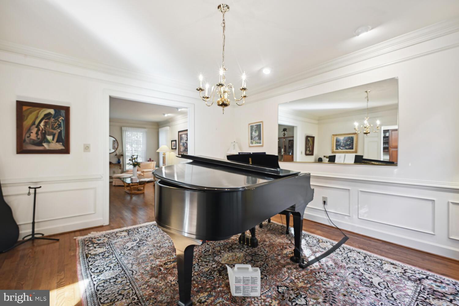 FOX HILLS - Residential