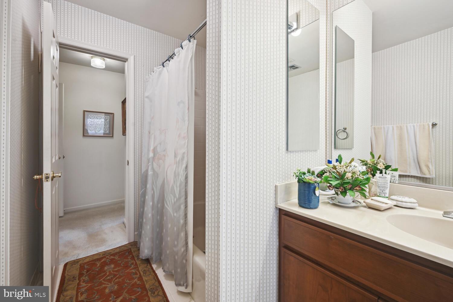 FOX HILLS - Residential