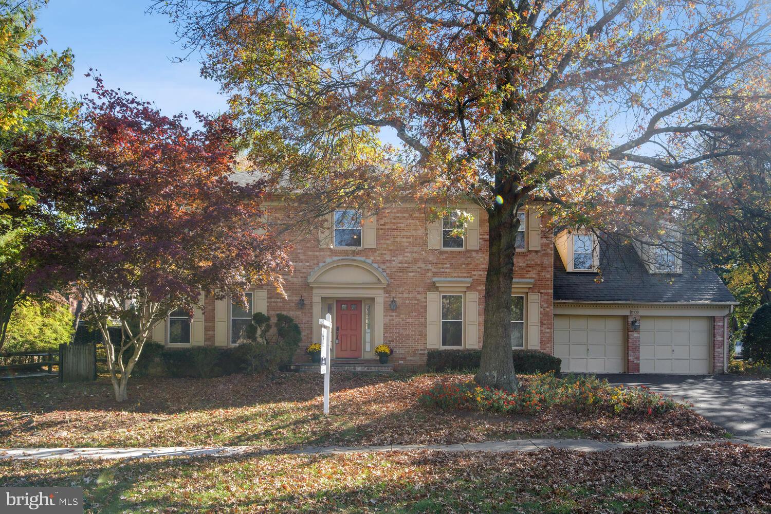 FOX HILLS - Residential