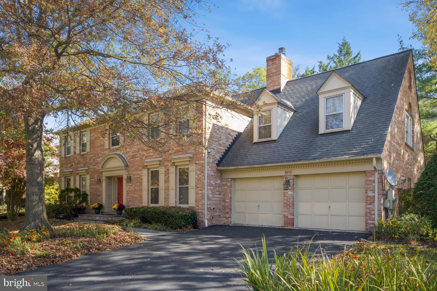 FOX HILLS - Residential