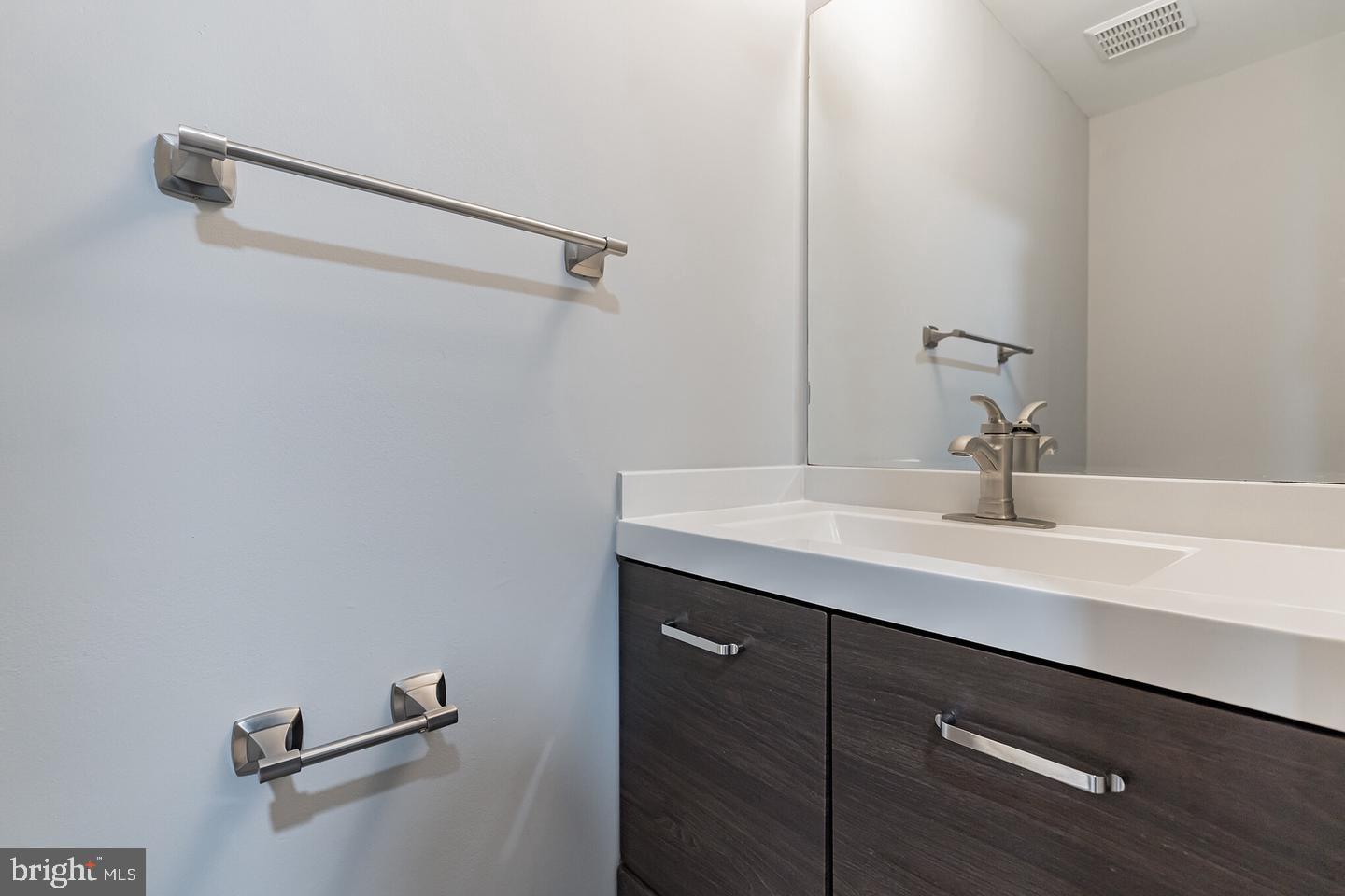 NEW GATE - Residential Lease