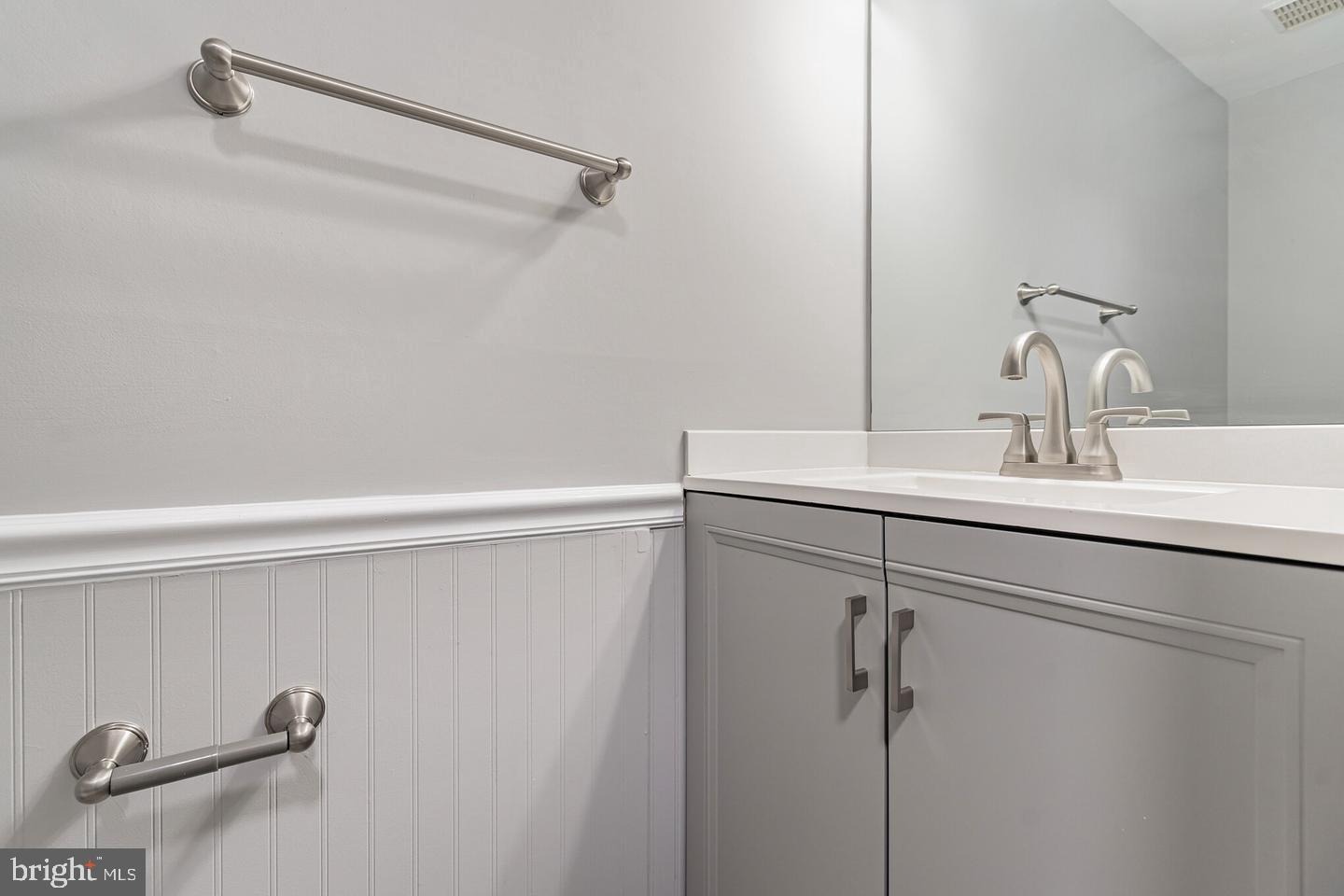 NEW GATE - Residential Lease