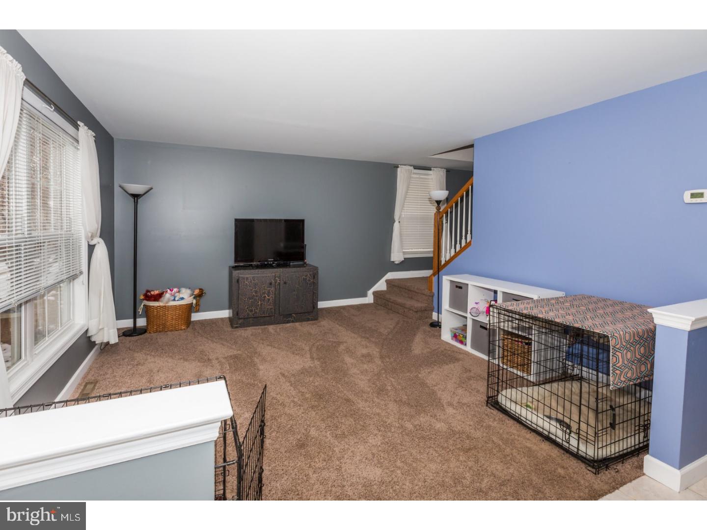 COLUMBIA COURT - Residential